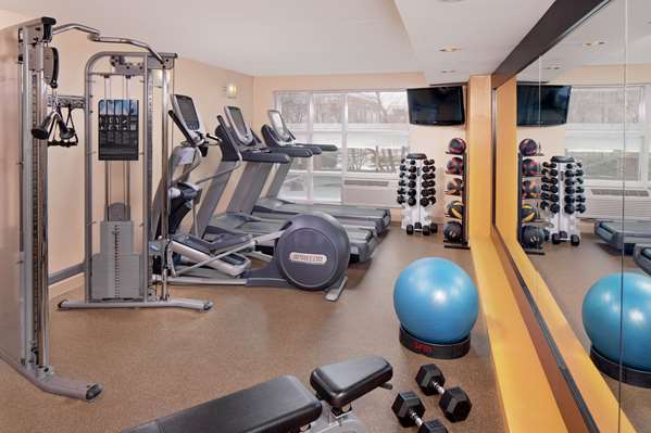 Fitness/ Exercise Room - DoubleTree by Hilton Hotel Bayside Boston - I-93, Exit 14