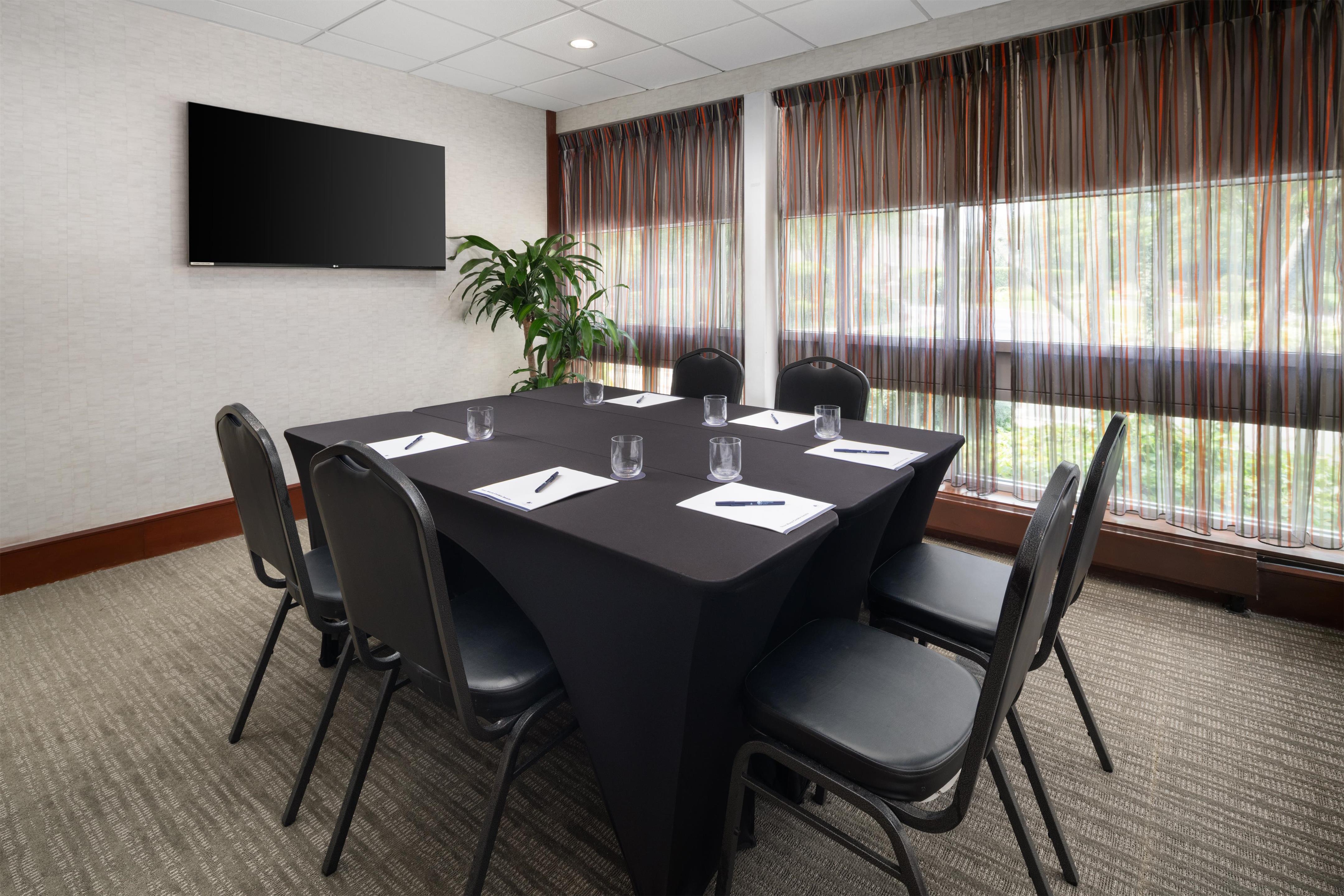 Meeting Room | DoubleTree by Hilton Hotel Boston Bayside