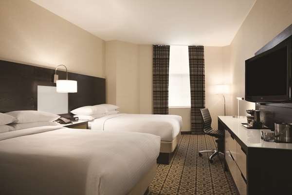  - DoubleTree by Hilton Hotel Downtown Boston