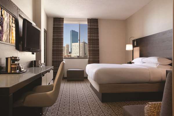  - DoubleTree by Hilton Hotel Downtown Boston