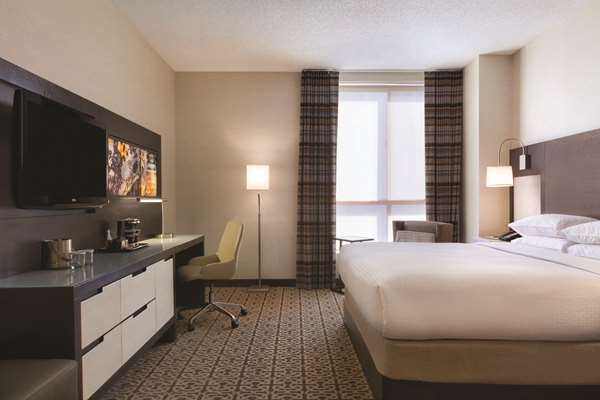  - DoubleTree by Hilton Hotel Downtown Boston