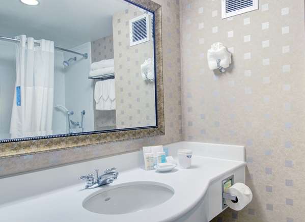  - Hampton Inn & Suites Boston