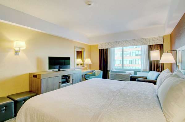  - Hampton Inn & Suites Boston