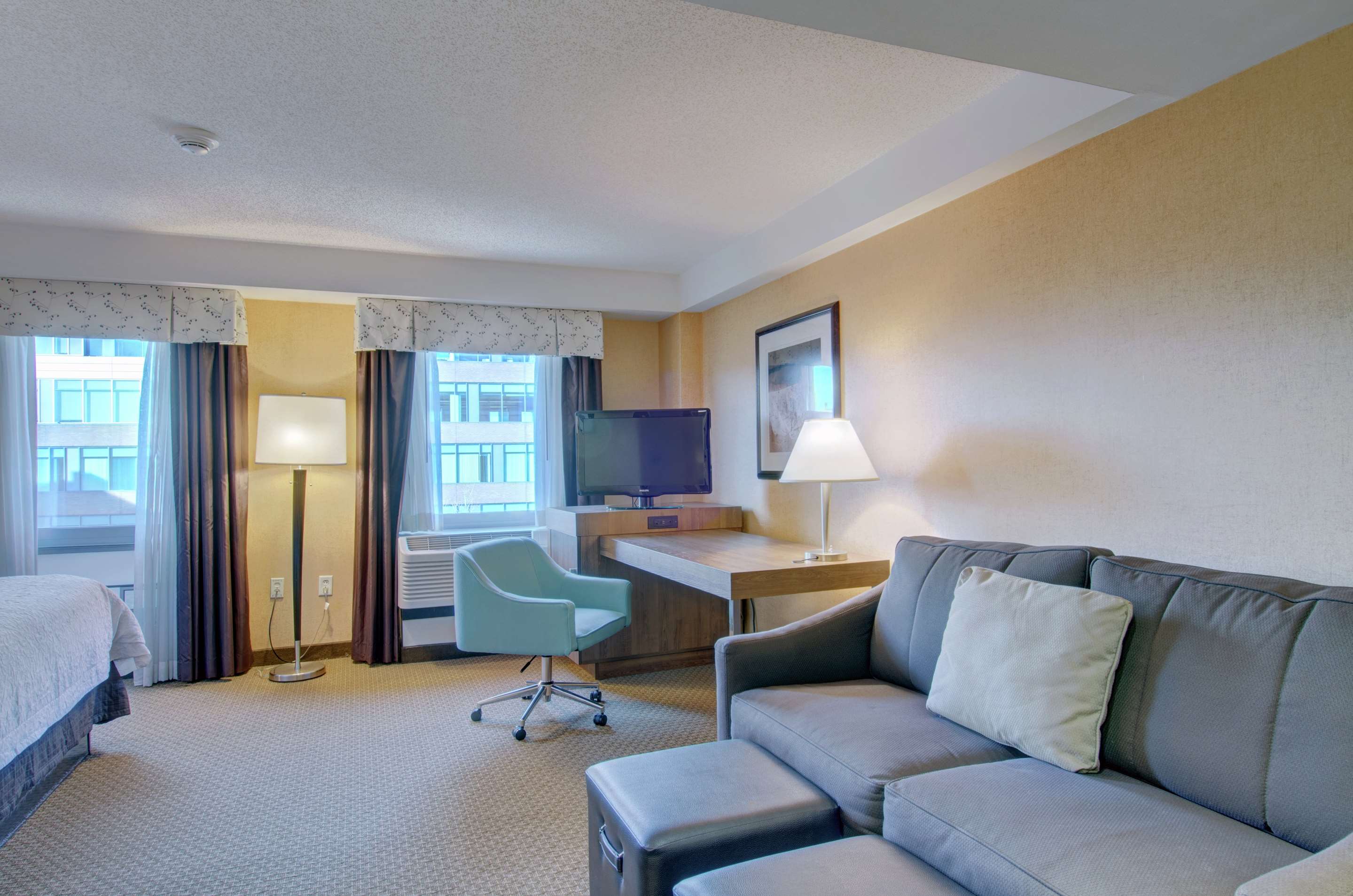Guest room