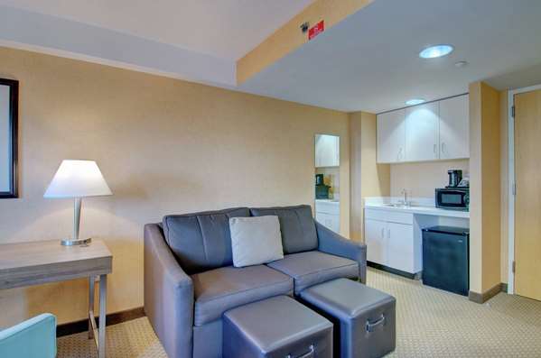  - Hampton Inn & Suites Boston