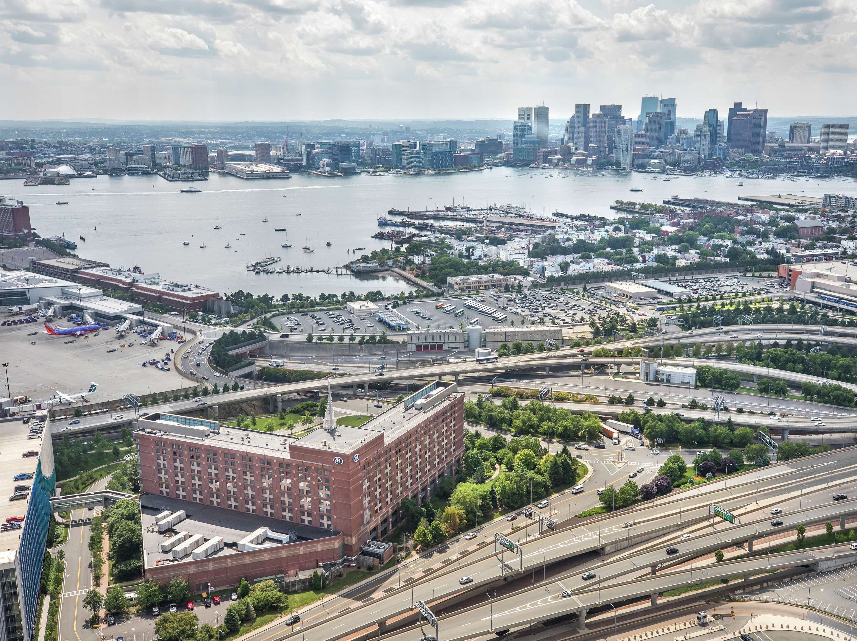 Exterior | Hilton Boston Logan Airport