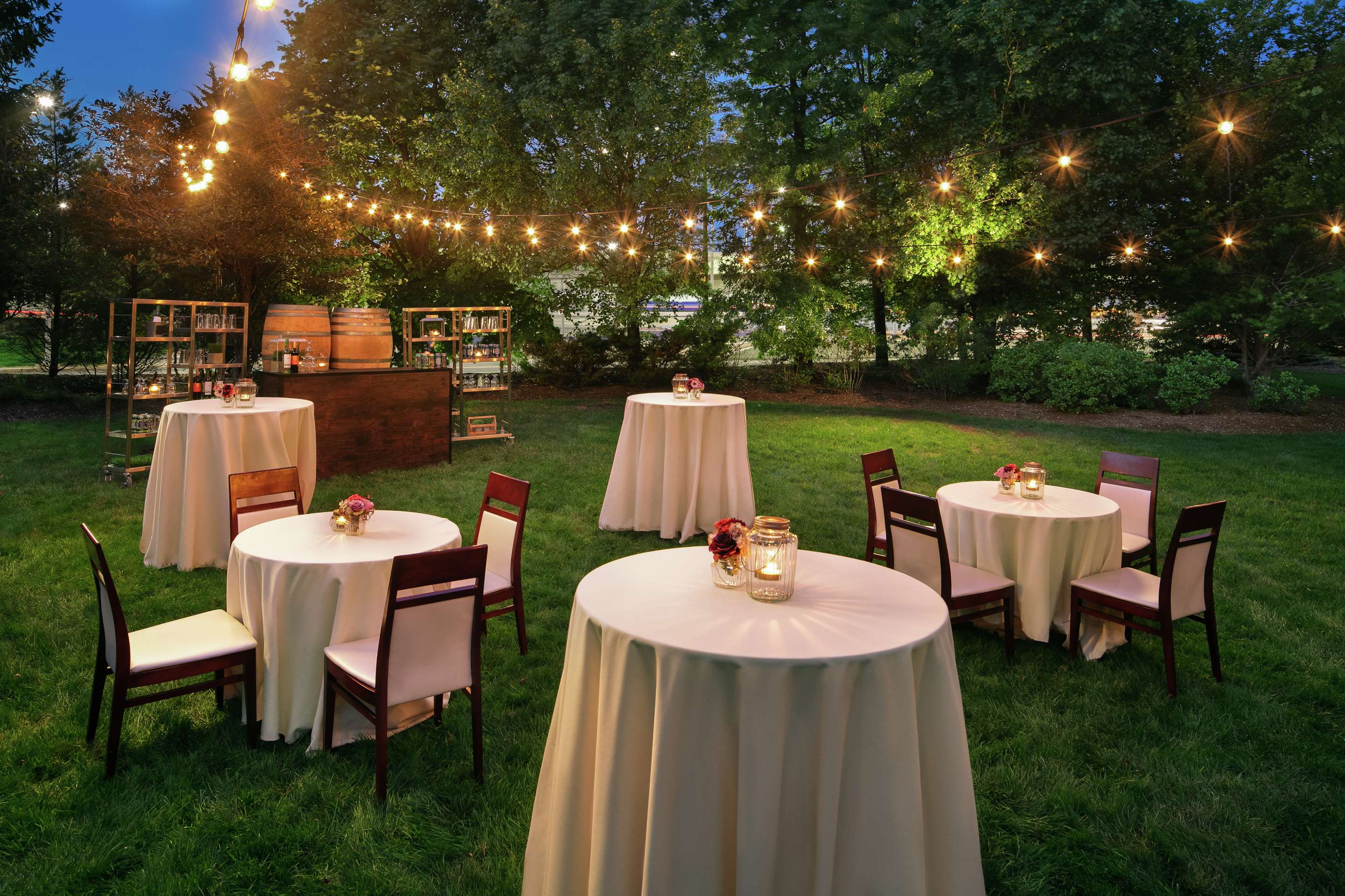 Restaurant | Hilton Boston Logan Airport