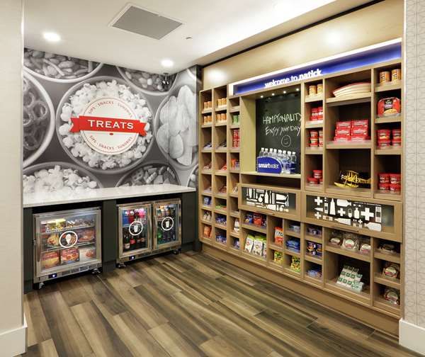 Restaurant - Hampton Inn Natick