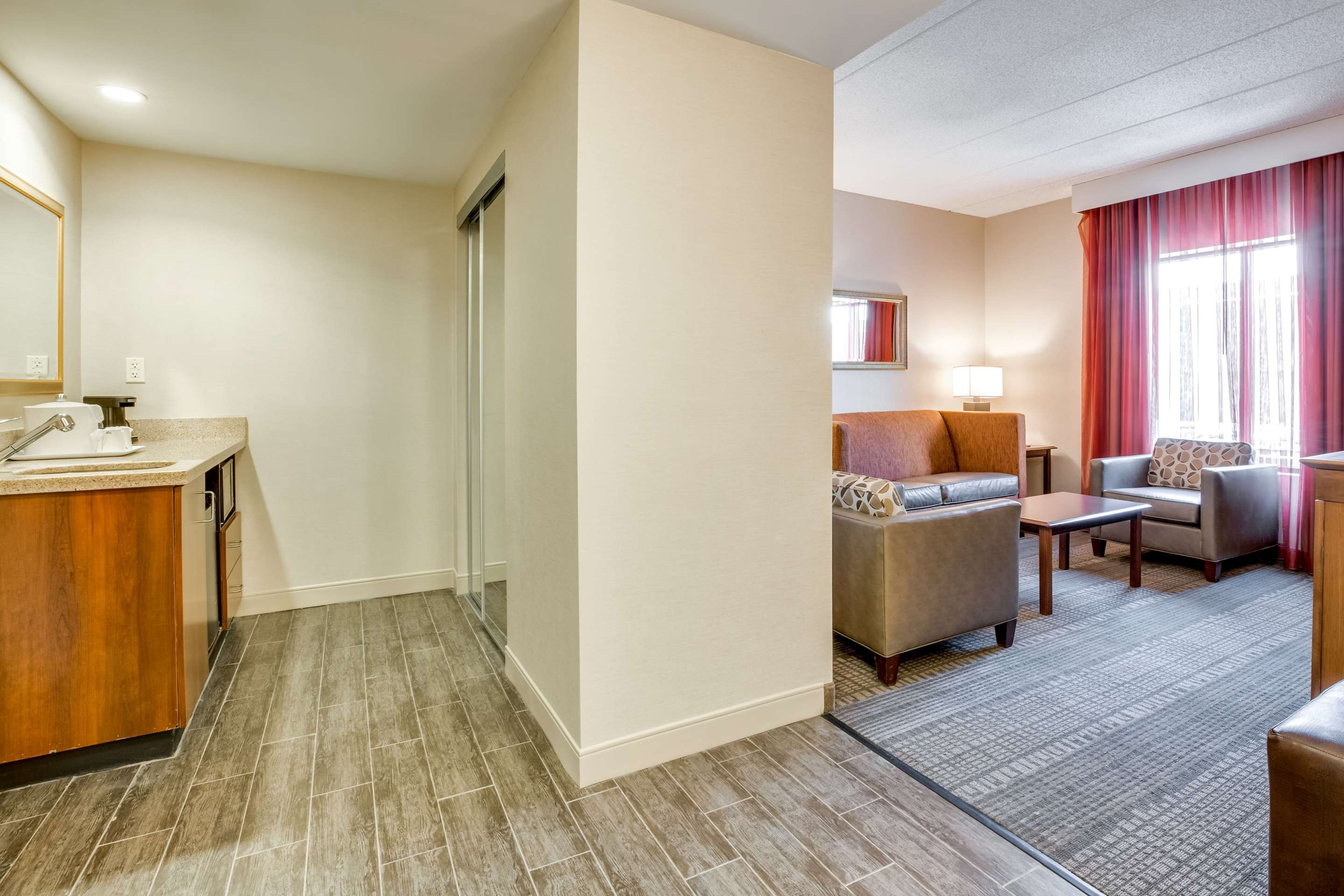 Guest room