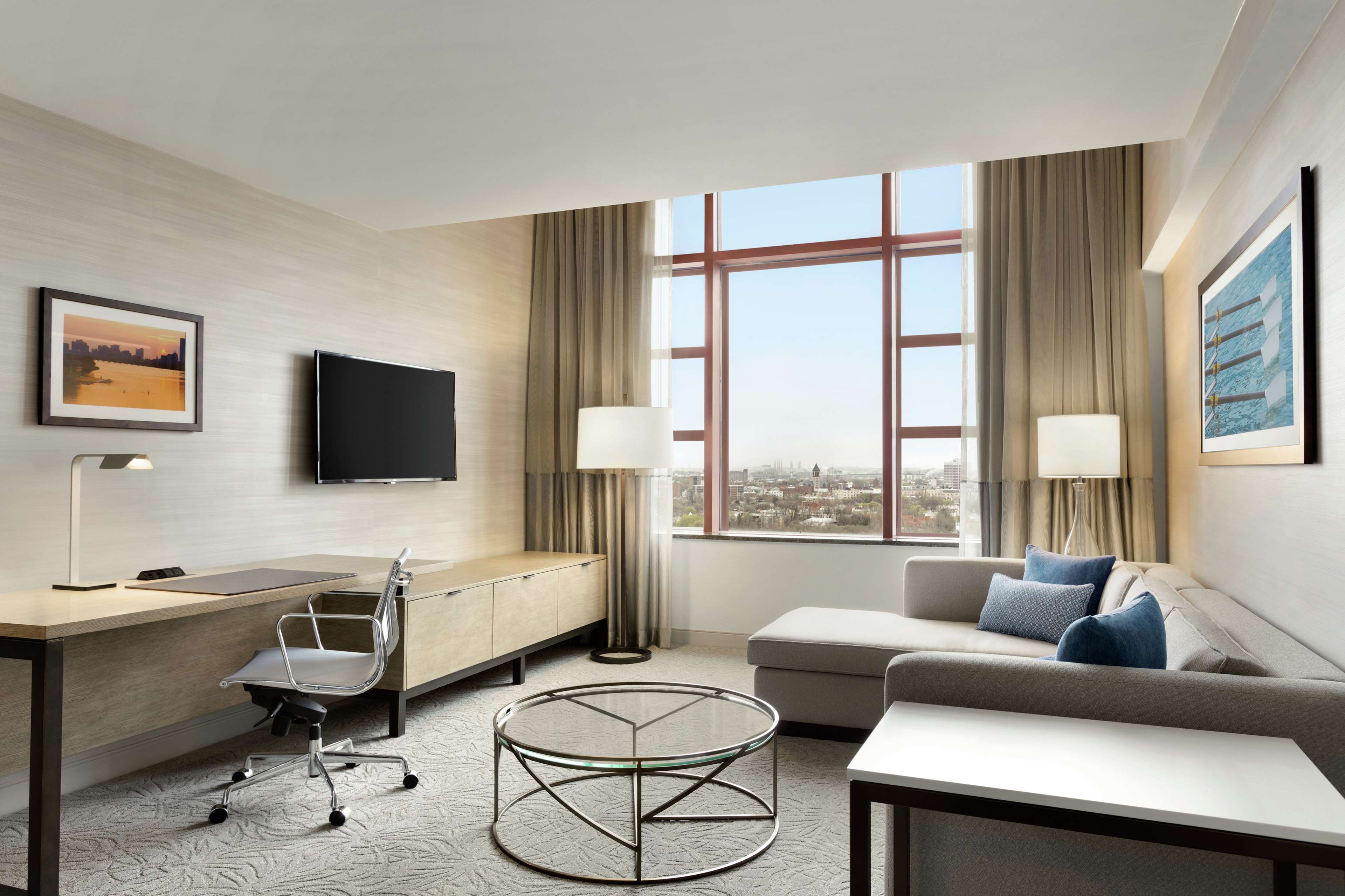 DoubleTree Suites by Hilton Hotel Boston - Cambridge Room Type - TWO STORY LOFT KING SUITE