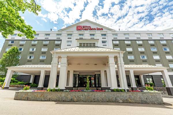 Exterior view - Hilton Garden Inn Waltham