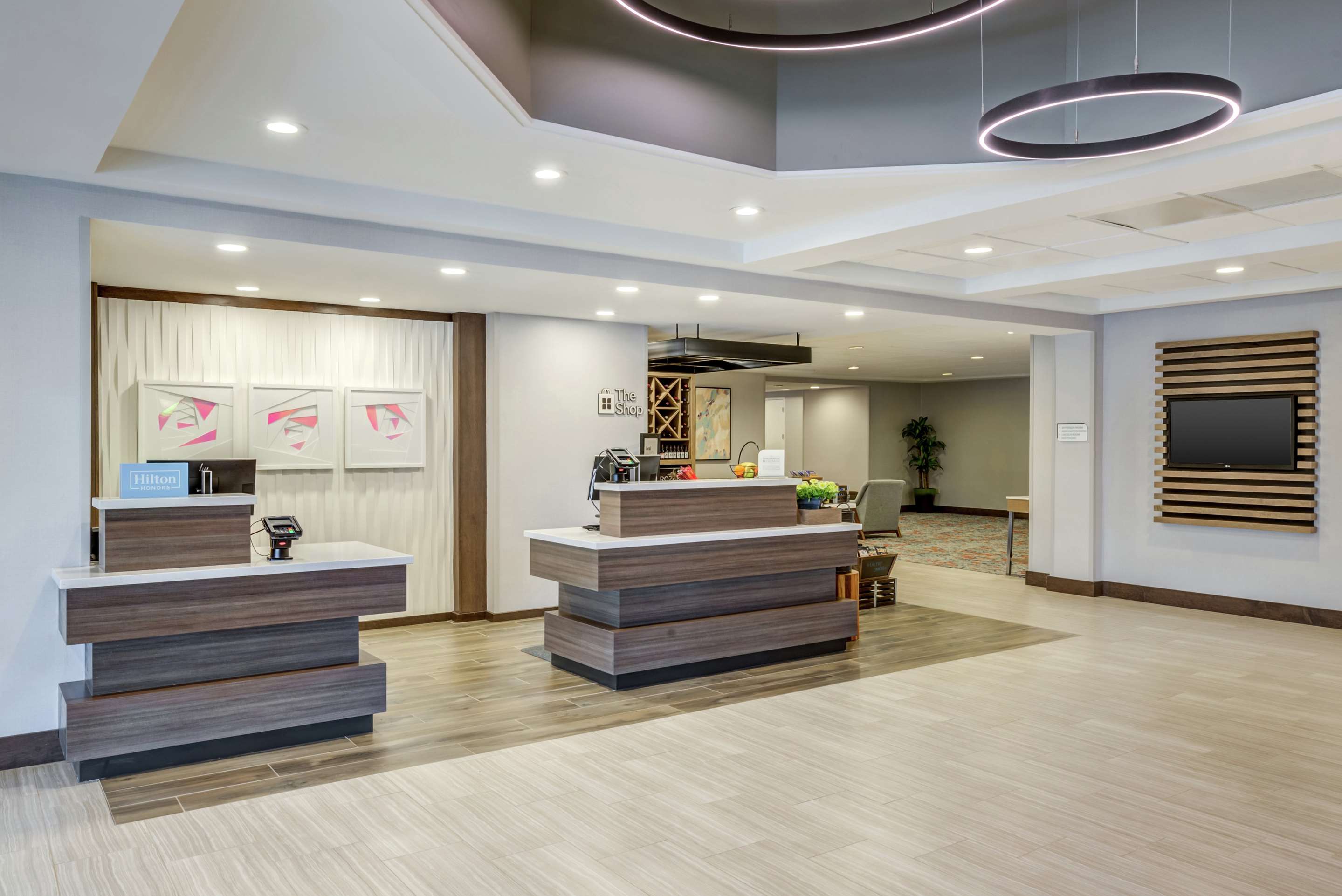 Reception | Hilton Garden Inn Boston/Waltham