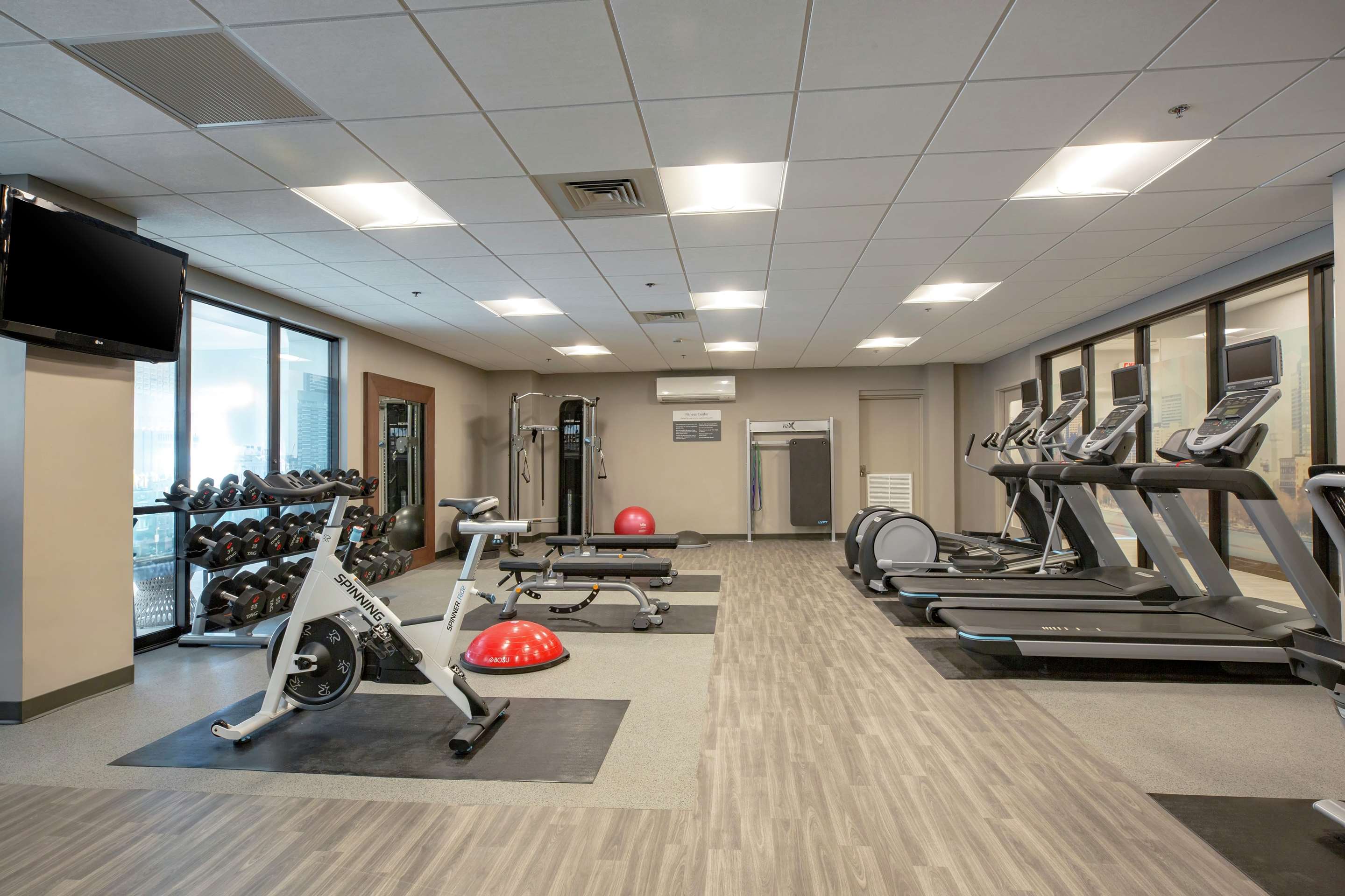 Health club fitness center gym | Hilton Garden Inn Boston/Waltham