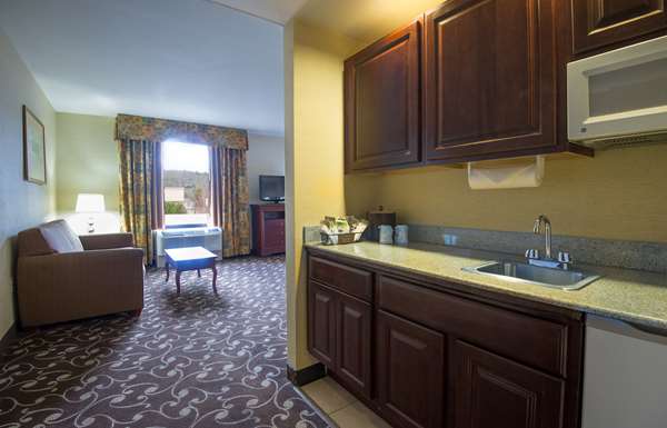  - Hampton Inn Brattleboro