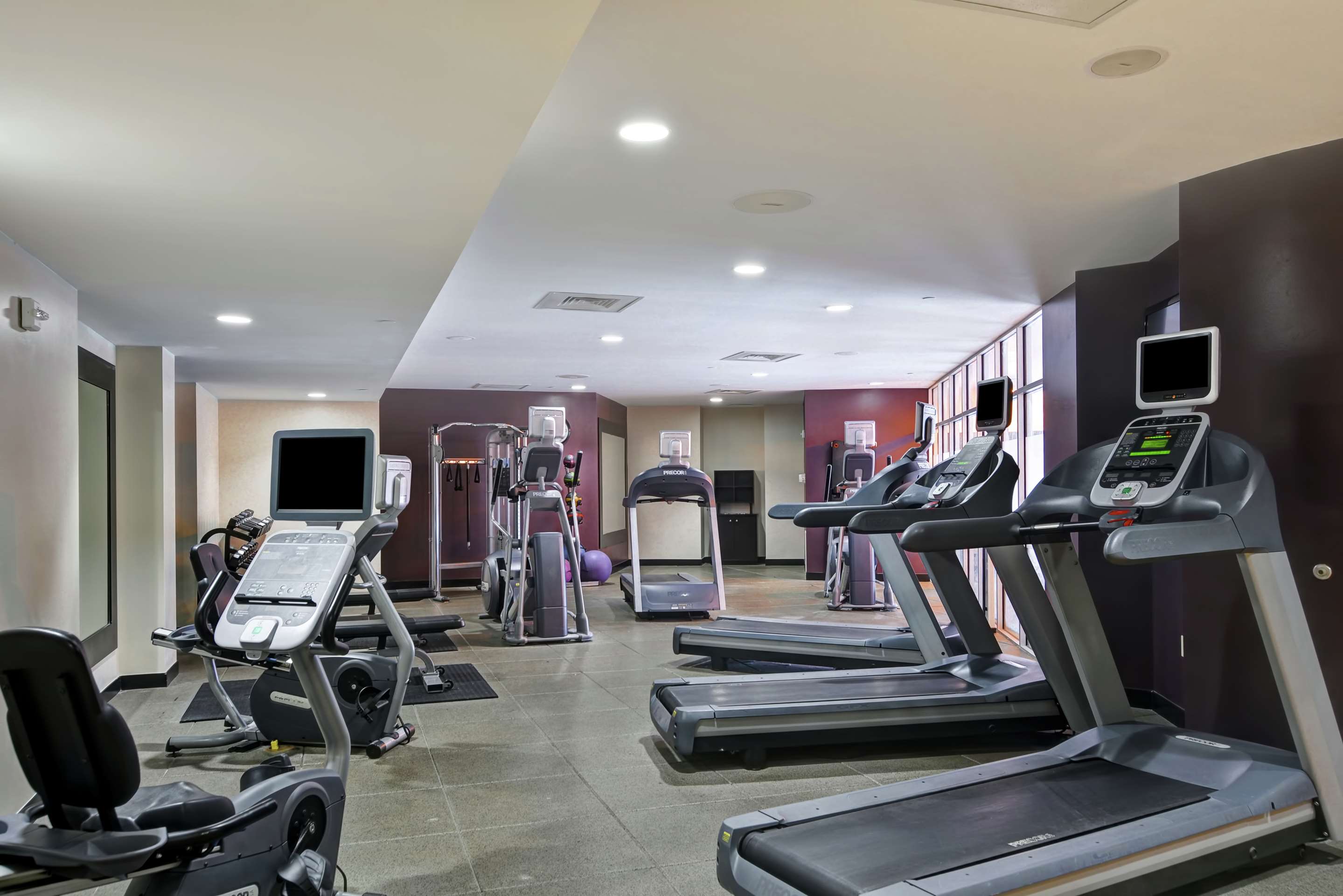 Health club fitness center gym | DoubleTree by Hilton Hotel Baton Rouge