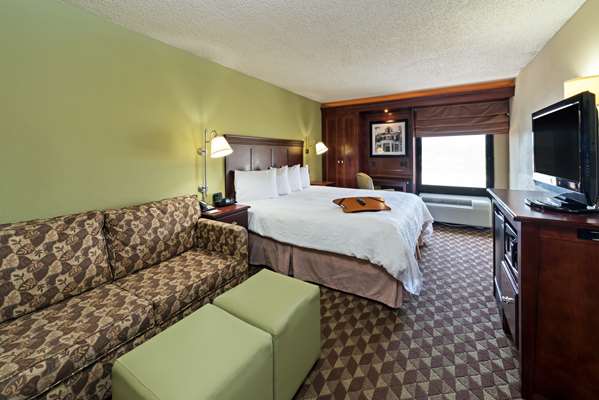  - Hampton Inn Baton Rouge - I-10, Exit 158