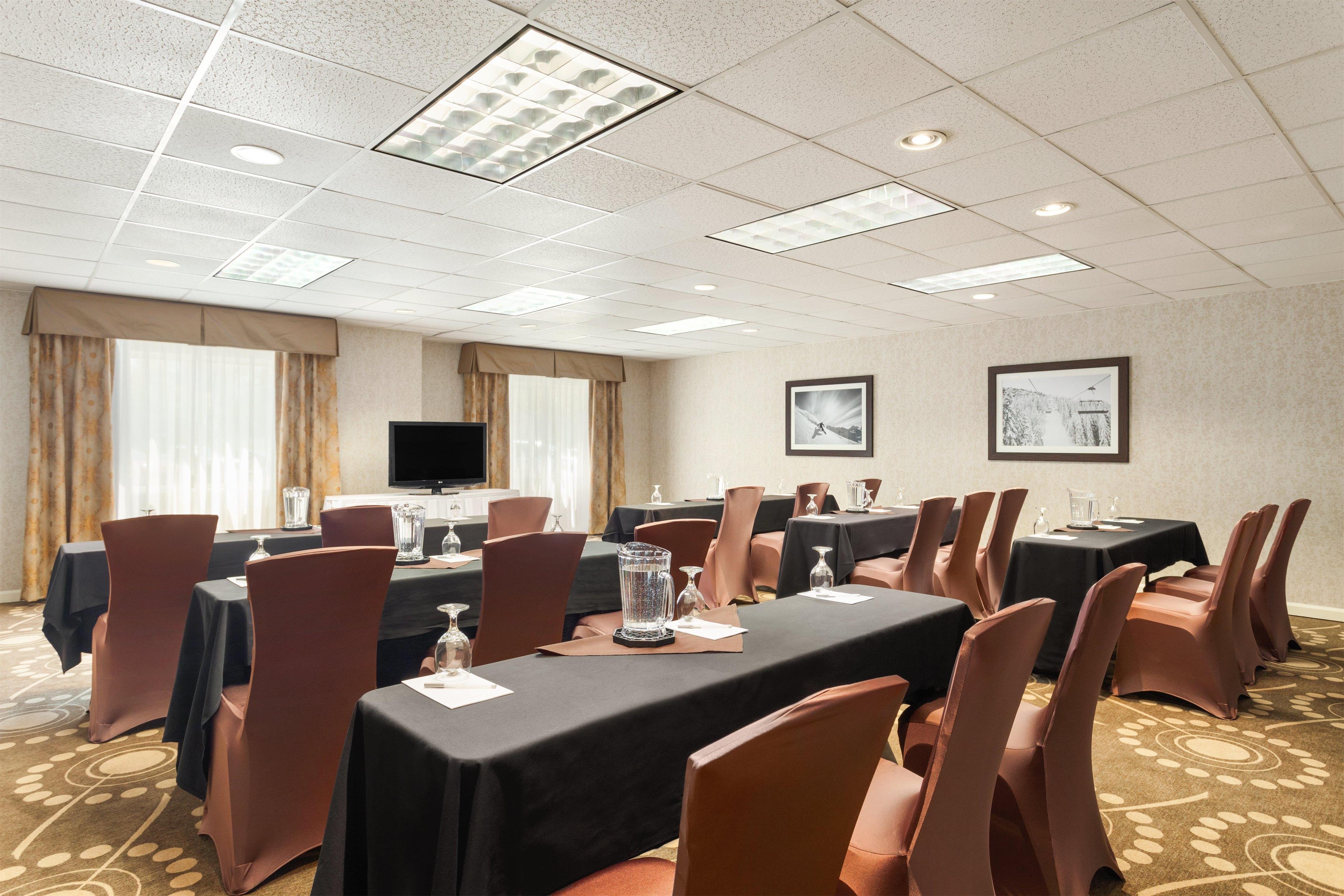 Meeting Room | Hampton Inn Colchester