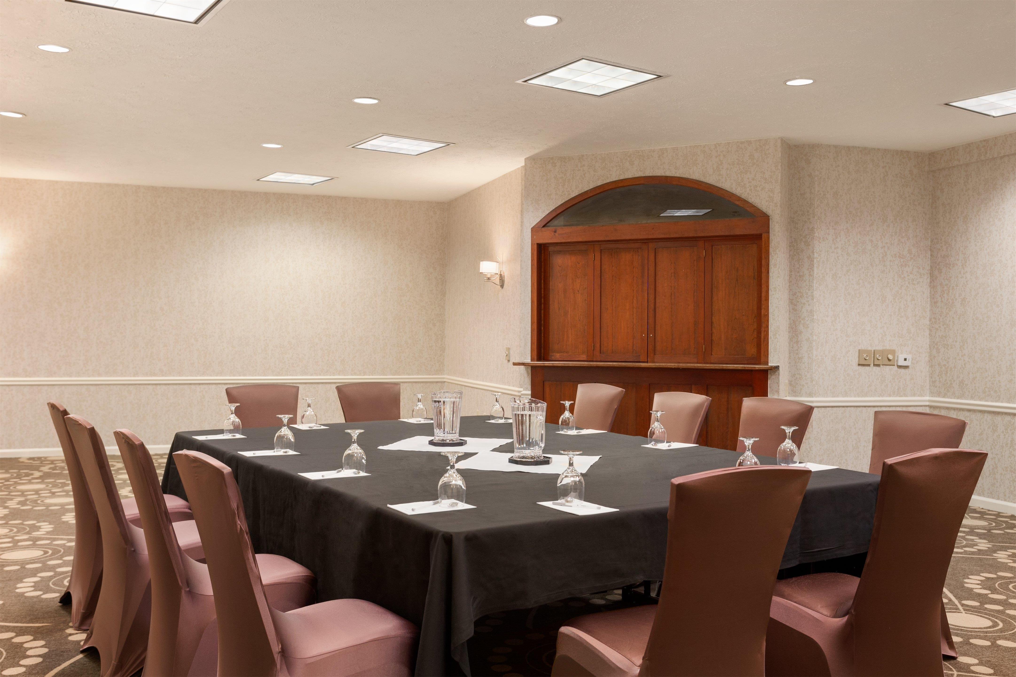 Meeting Room | Hampton Inn Colchester