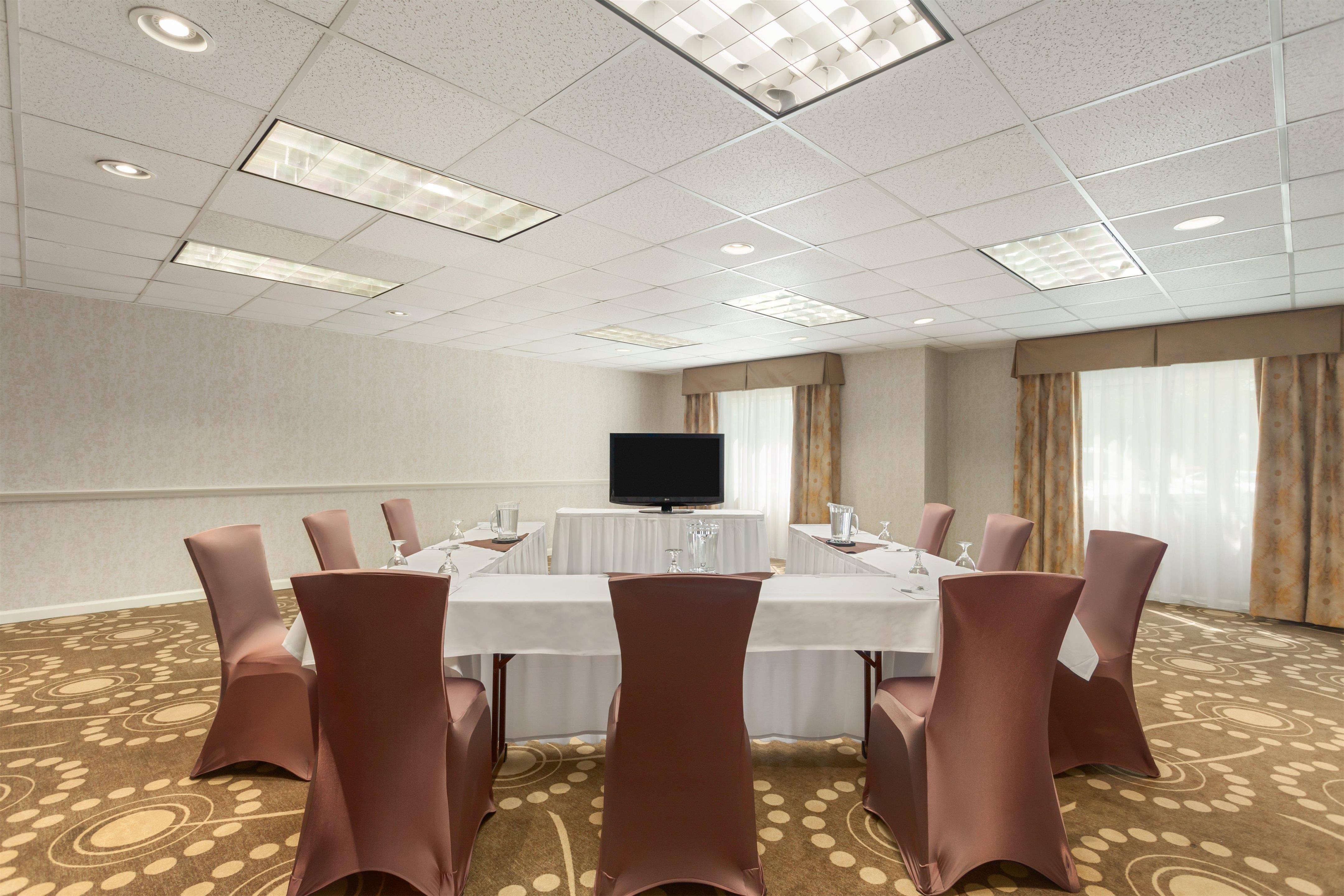 Meeting Room | Hampton Inn Colchester