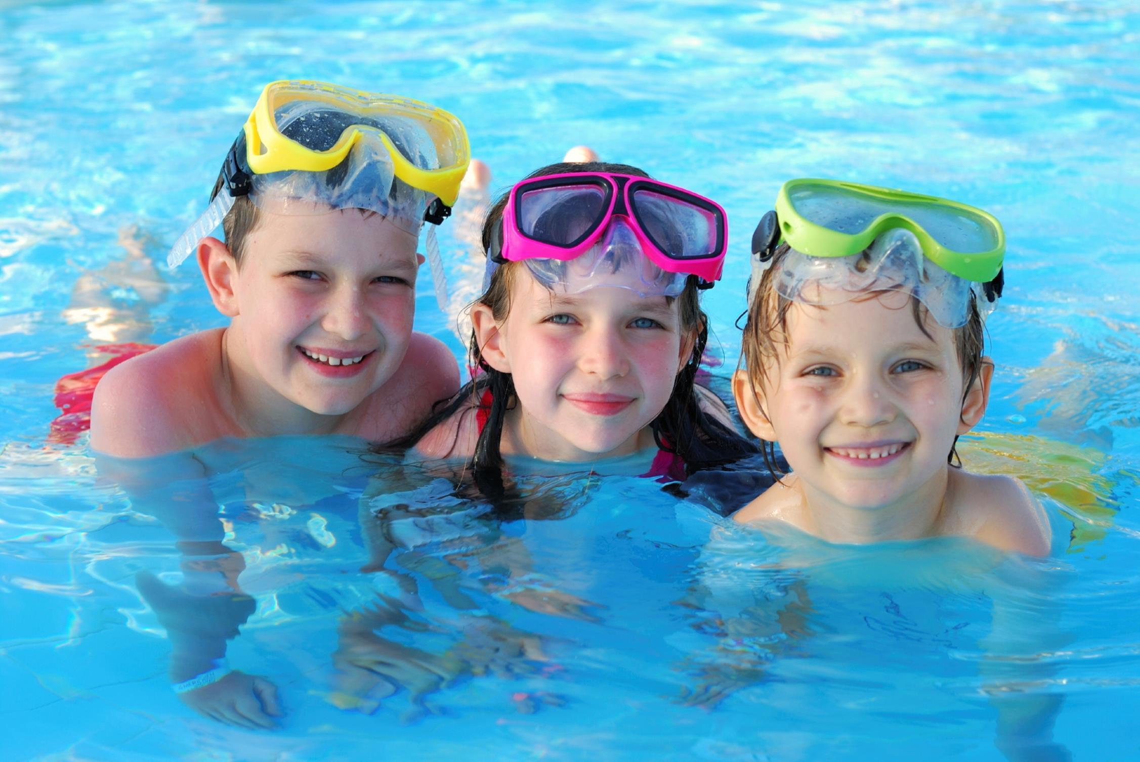 Pool | Hampton Inn Colchester