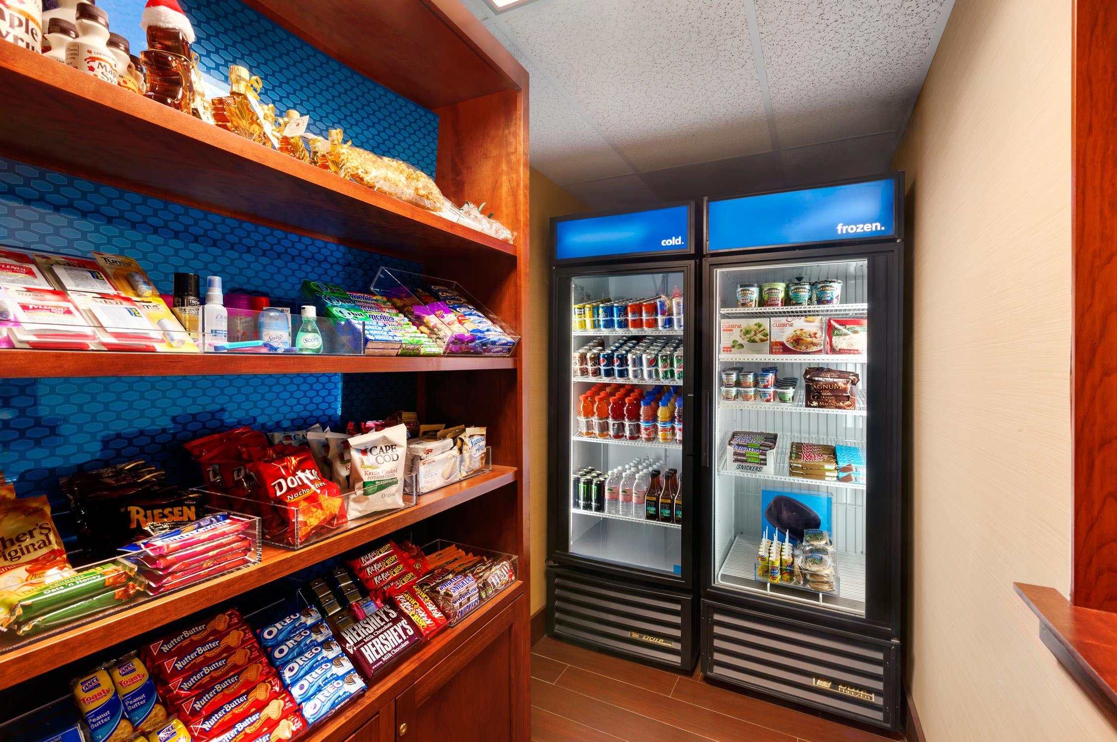 Restaurant | Hampton Inn Colchester