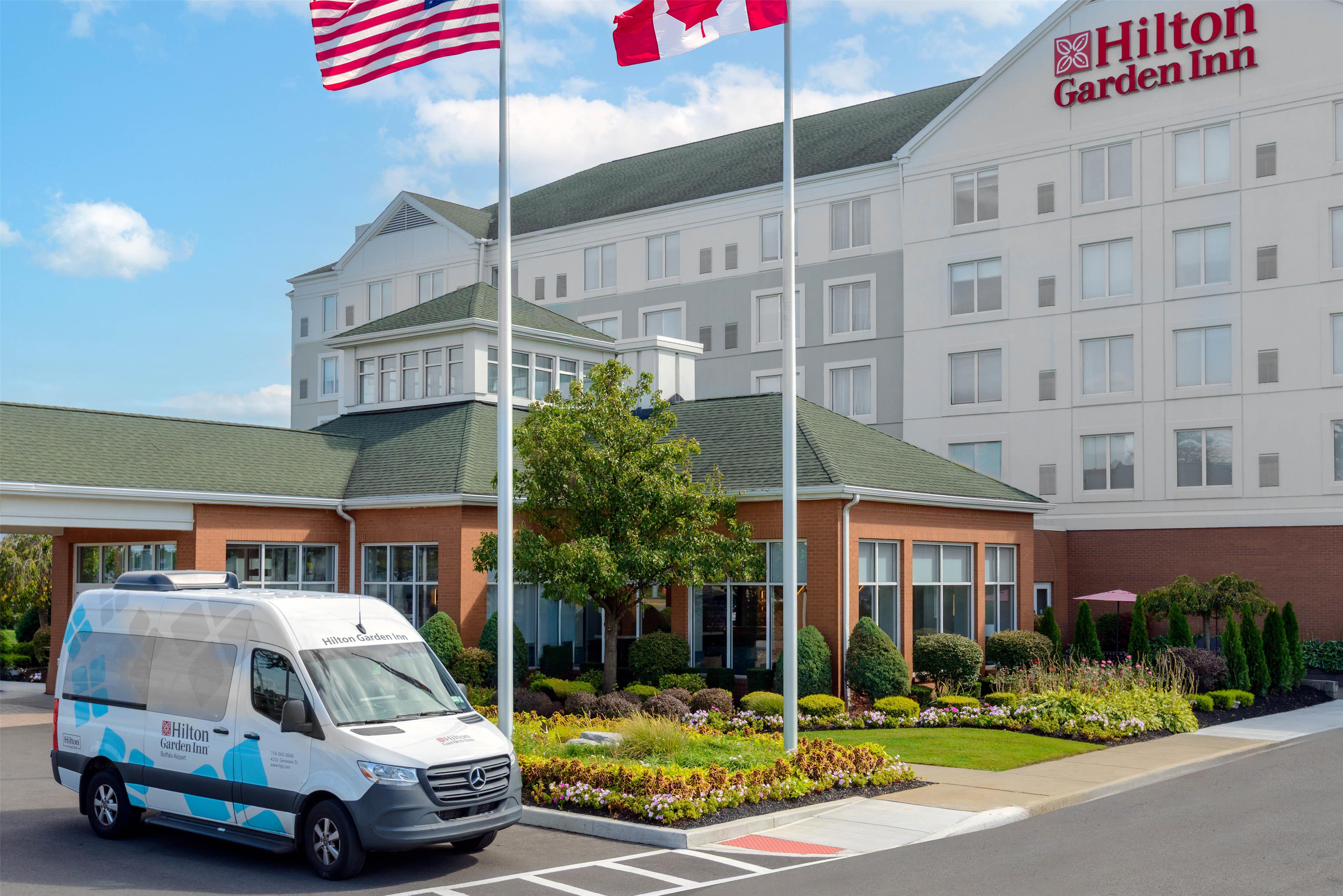 Exterior | Hilton Garden Inn Buffalo Airport
