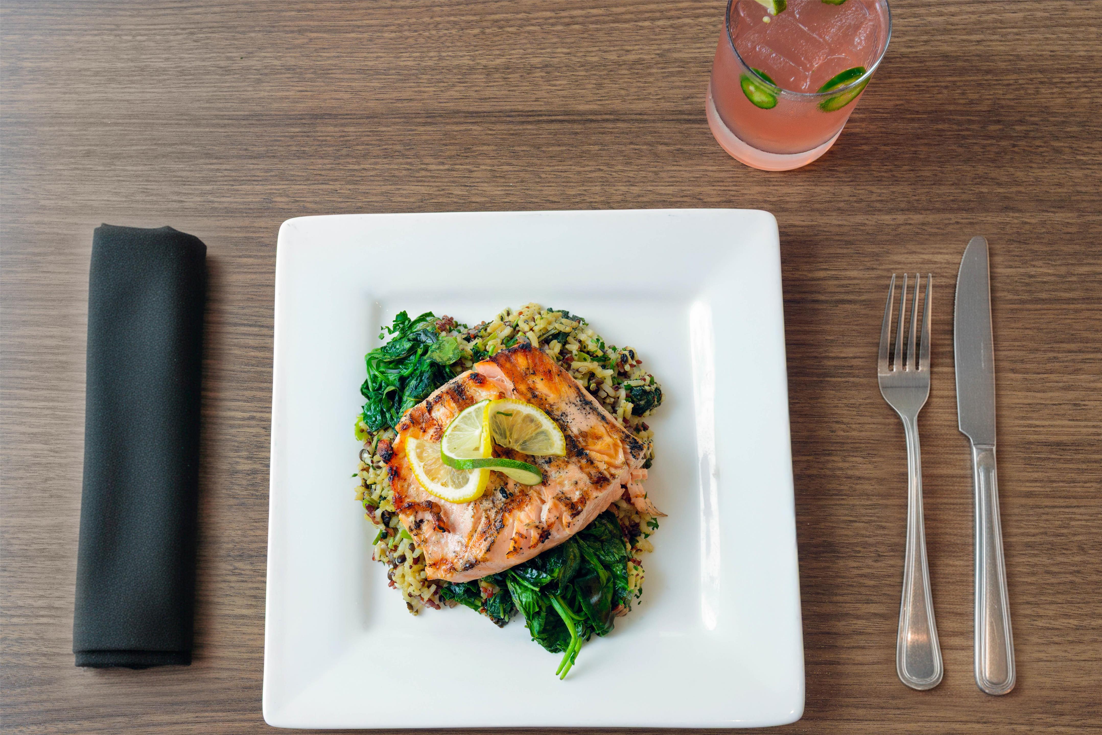 Restaurant | Hilton Garden Inn Buffalo Airport