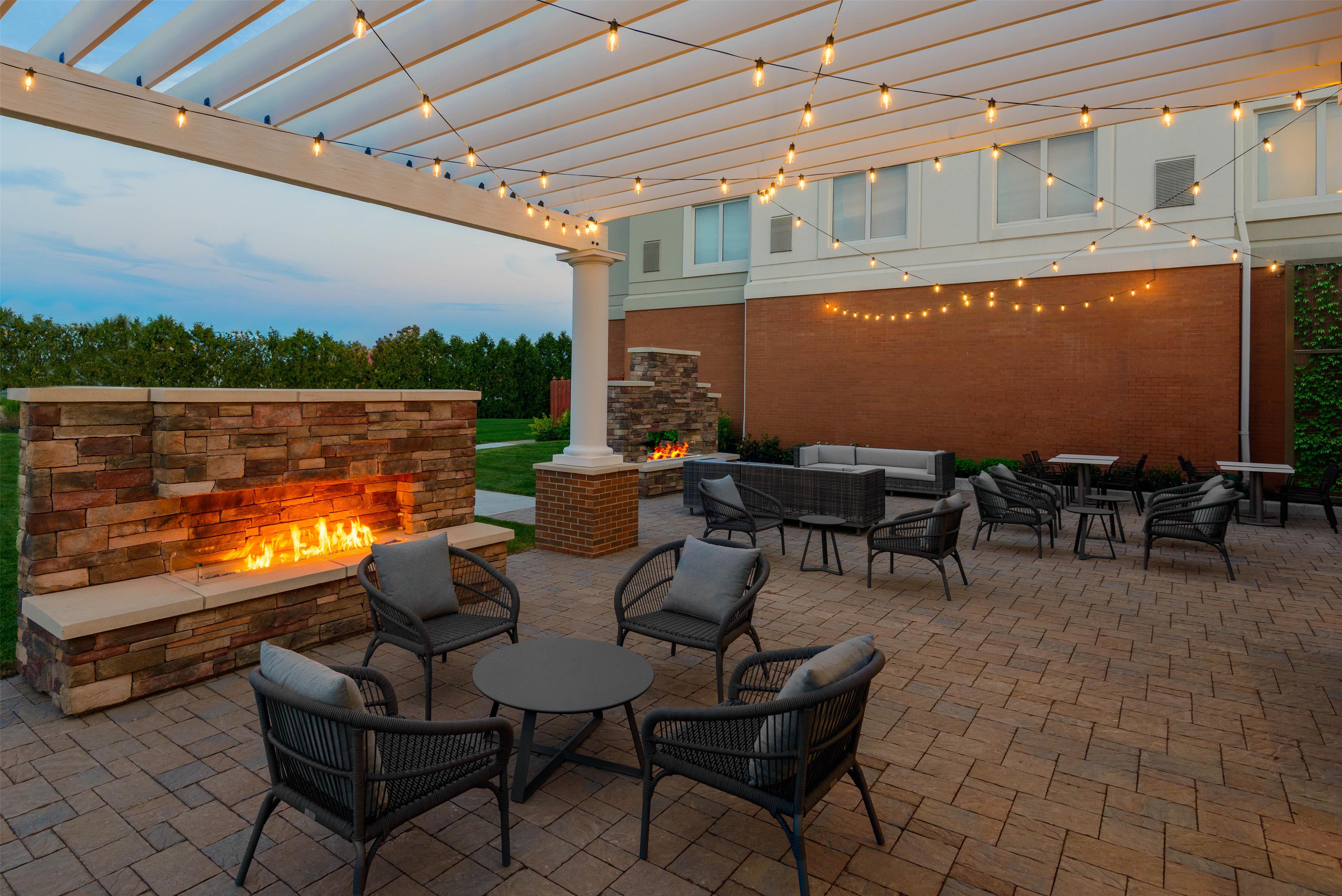 Exterior | Hilton Garden Inn Buffalo Airport