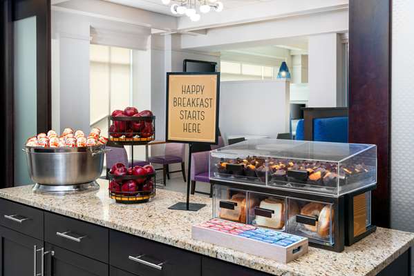 Amenities - Hampton Inn & Suites Downtown Buffalo