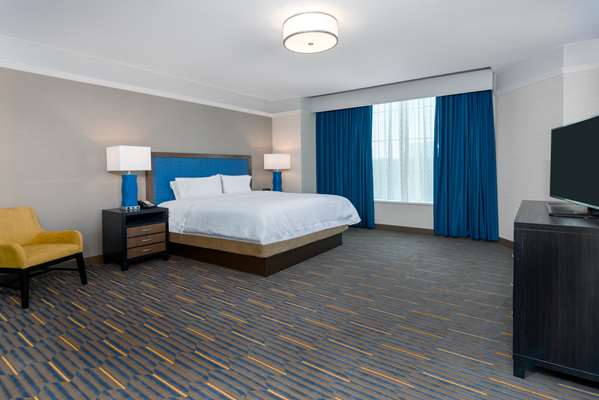  - Hampton Inn & Suites Downtown Buffalo