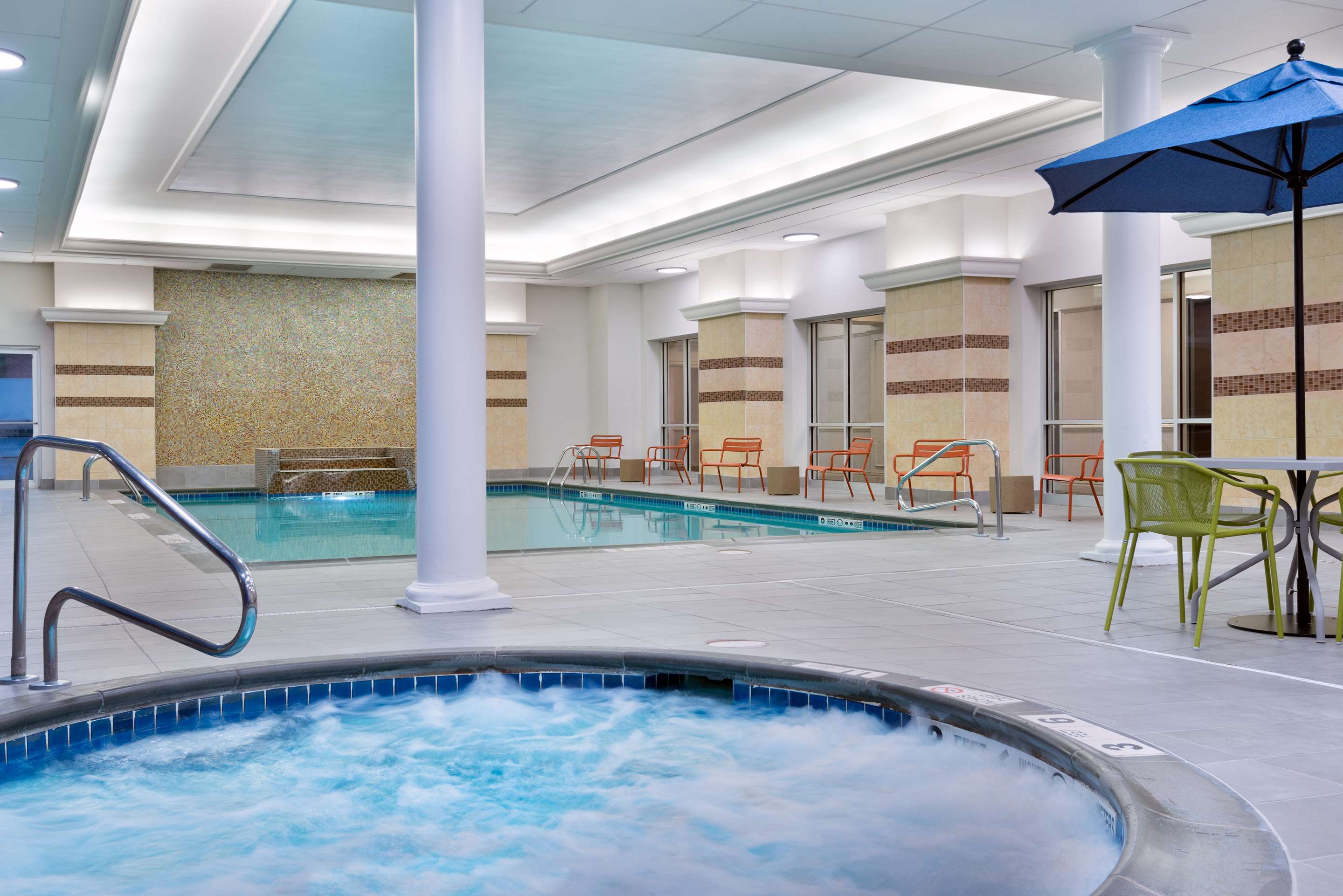 Pool | Hampton Inn & Suites Buffalo Downtown