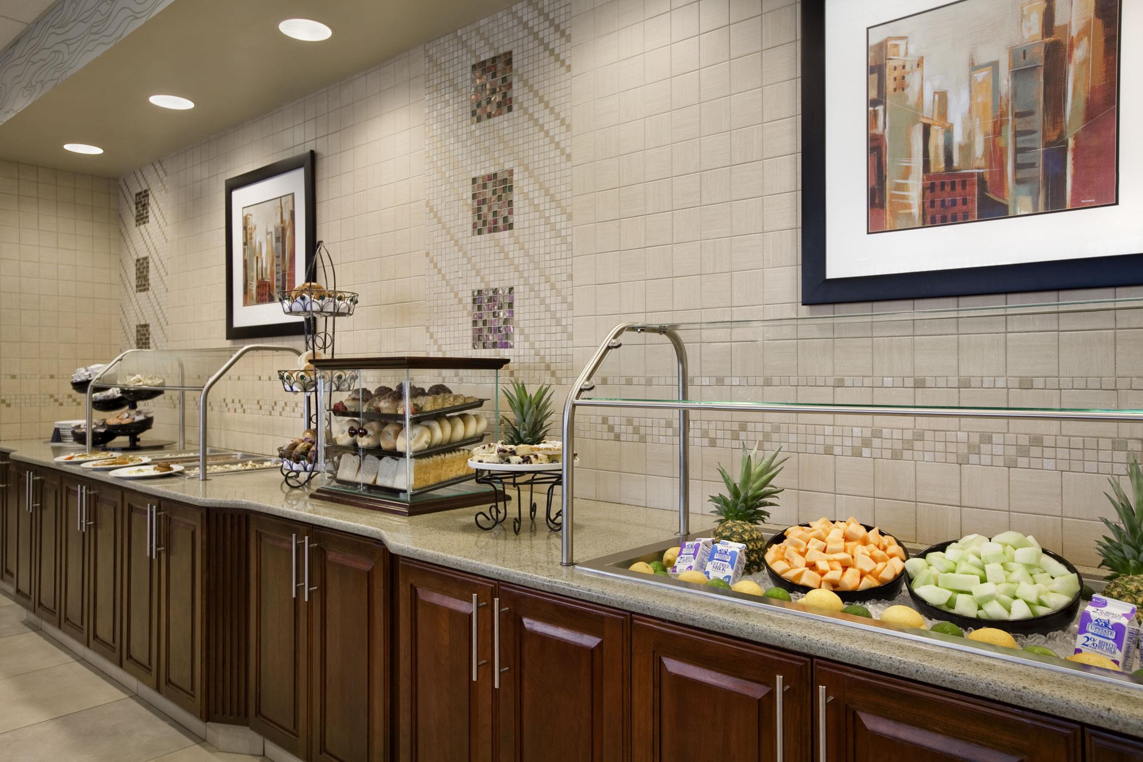 Restaurant | Embassy Suites Buffalo