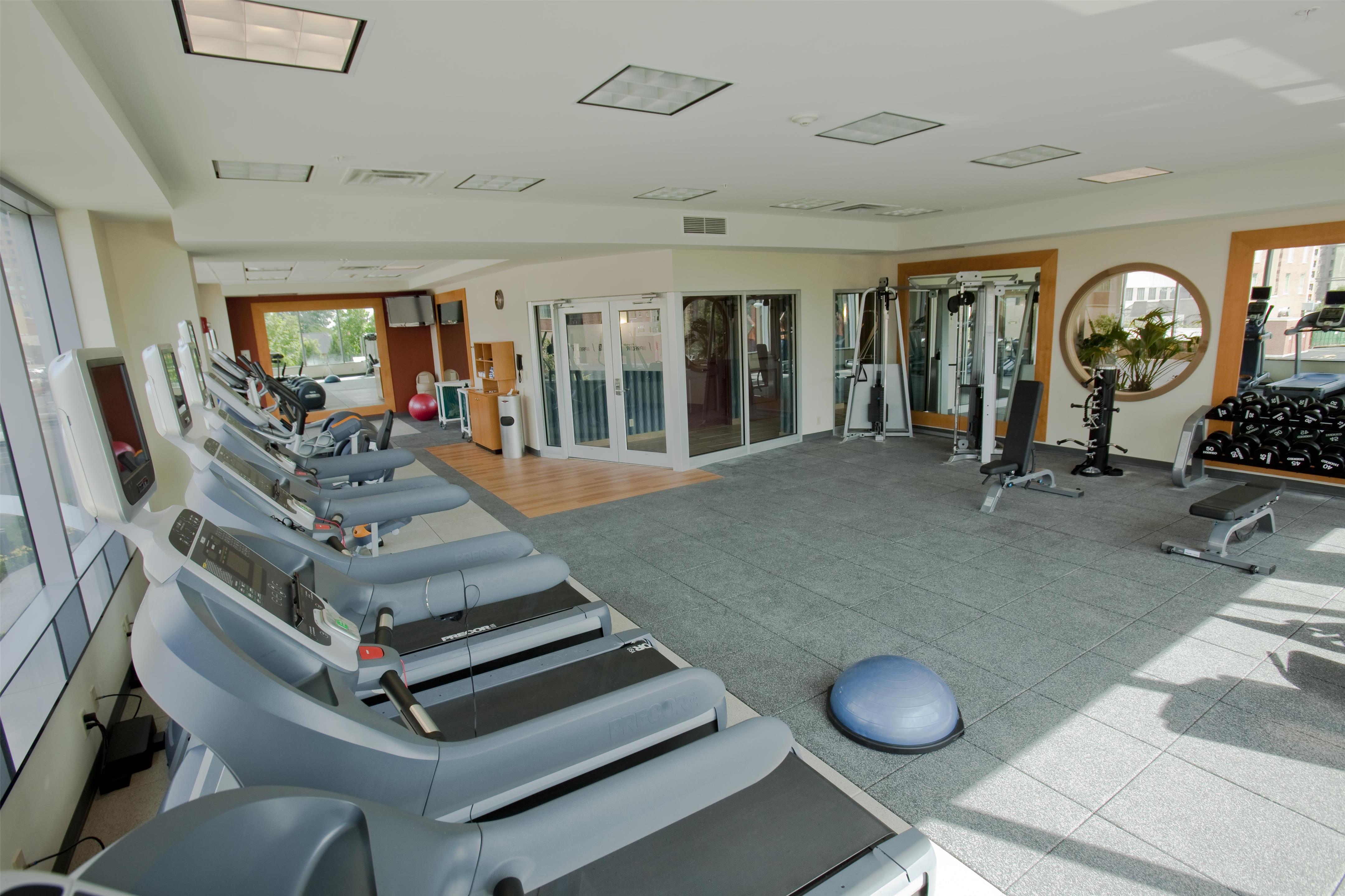 Health club fitness center gym | Embassy Suites Buffalo