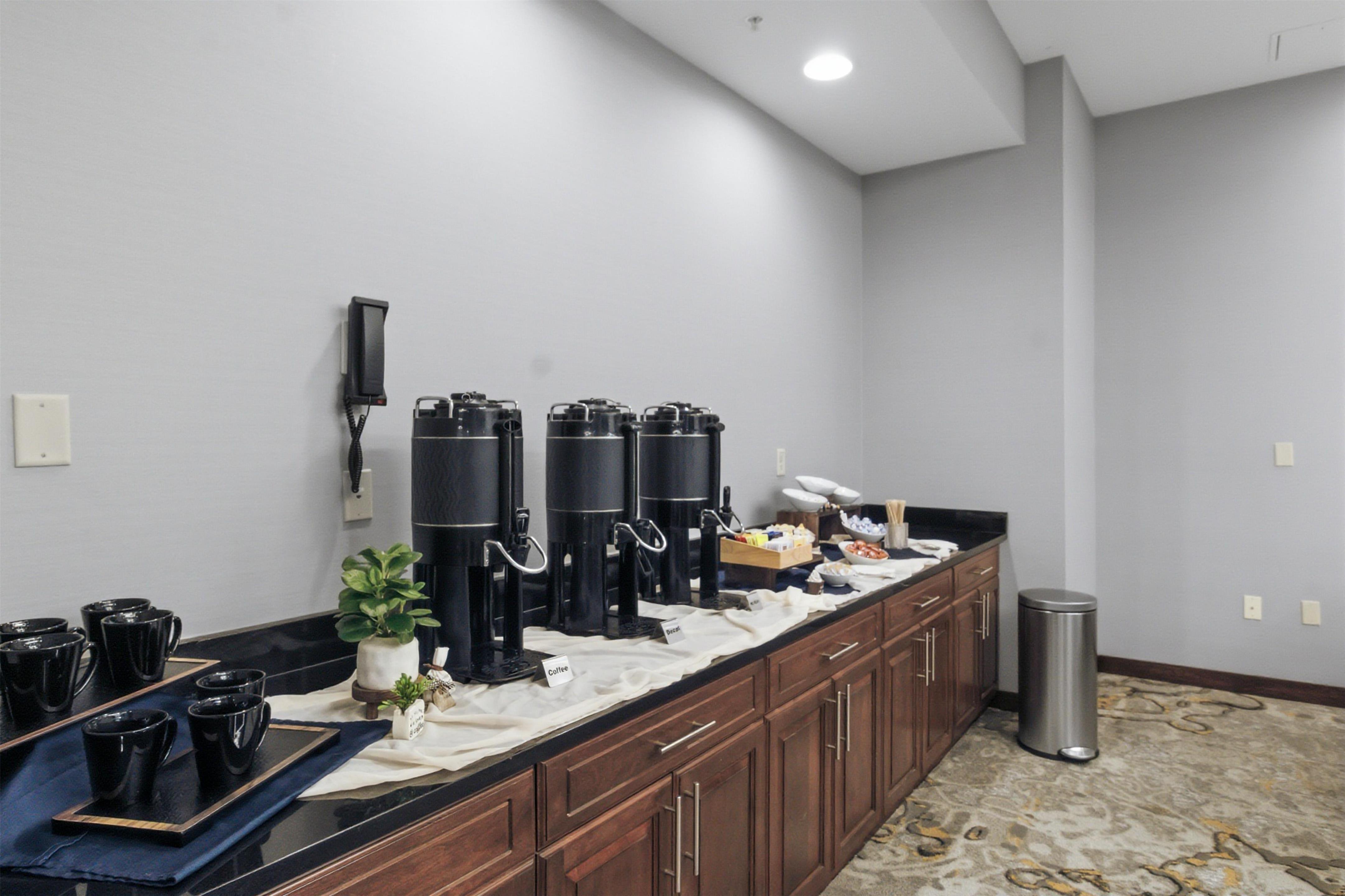 Restaurant | Embassy Suites Buffalo