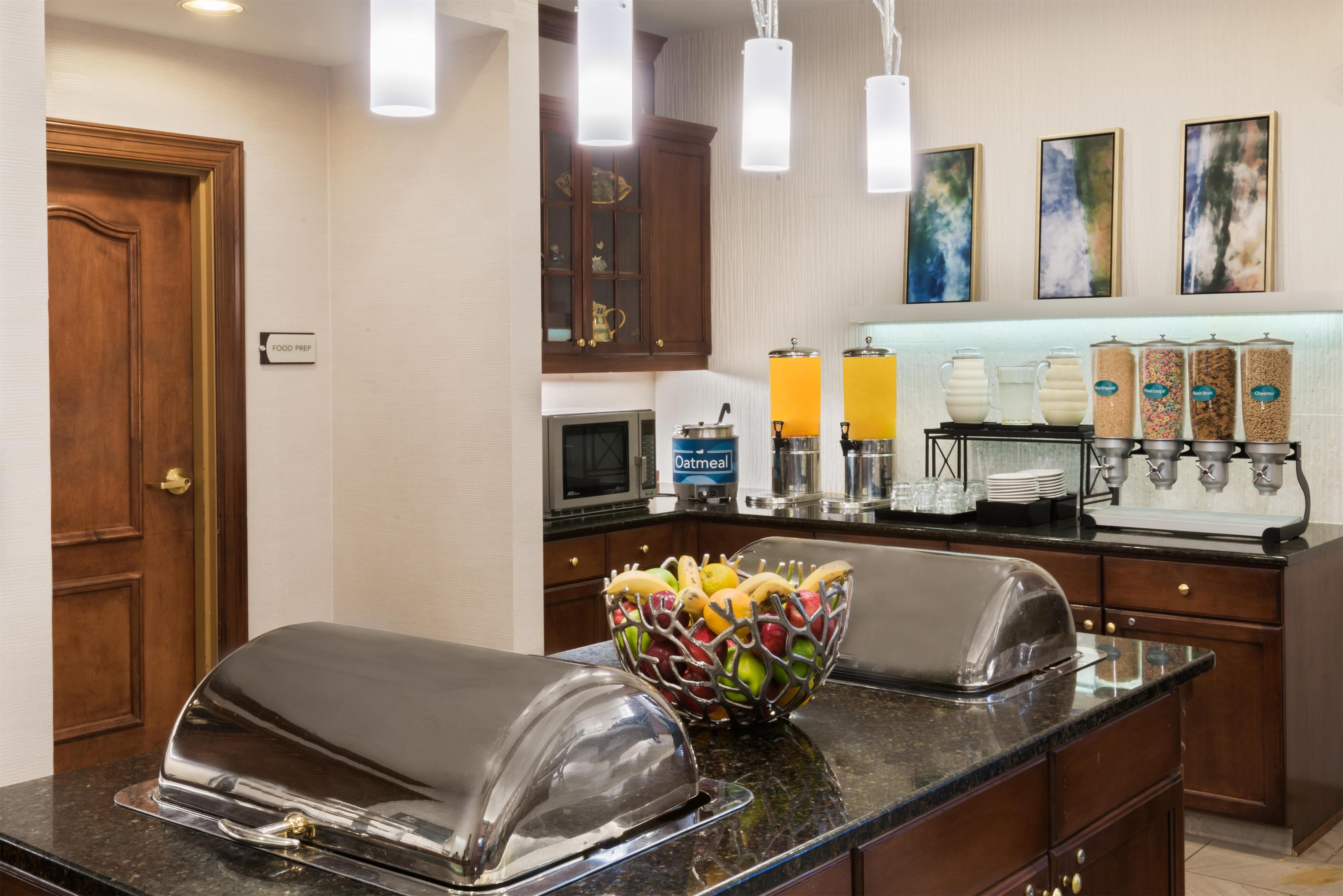 Breakfast Area | Homewood Suites by Hilton Buffalo/Amherst