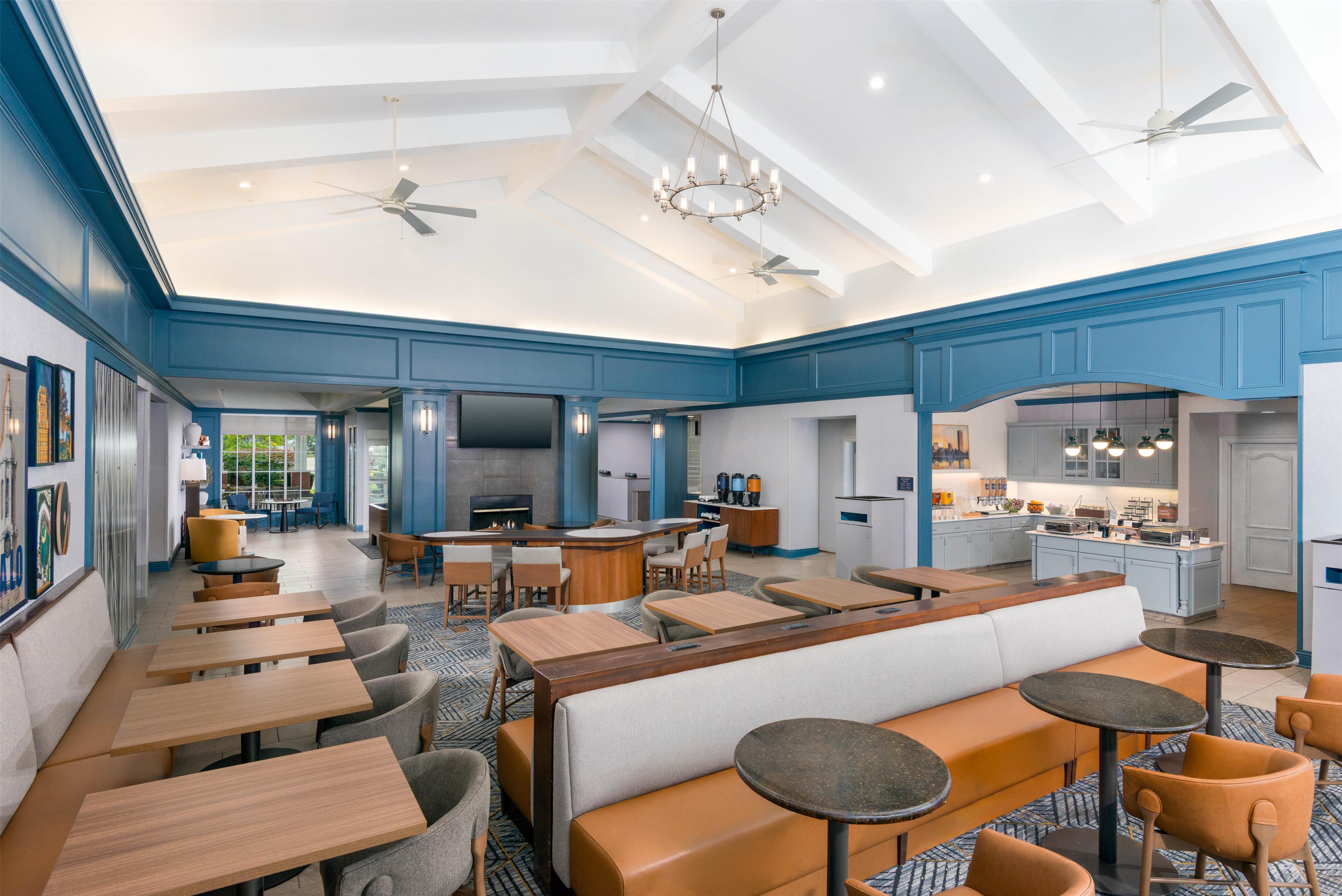 Breakfast Area | Homewood Suites by Hilton Buffalo/Amherst