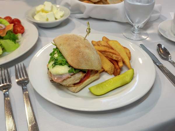 Restaurant - Hilton Garden Inn Downtown Buffalo