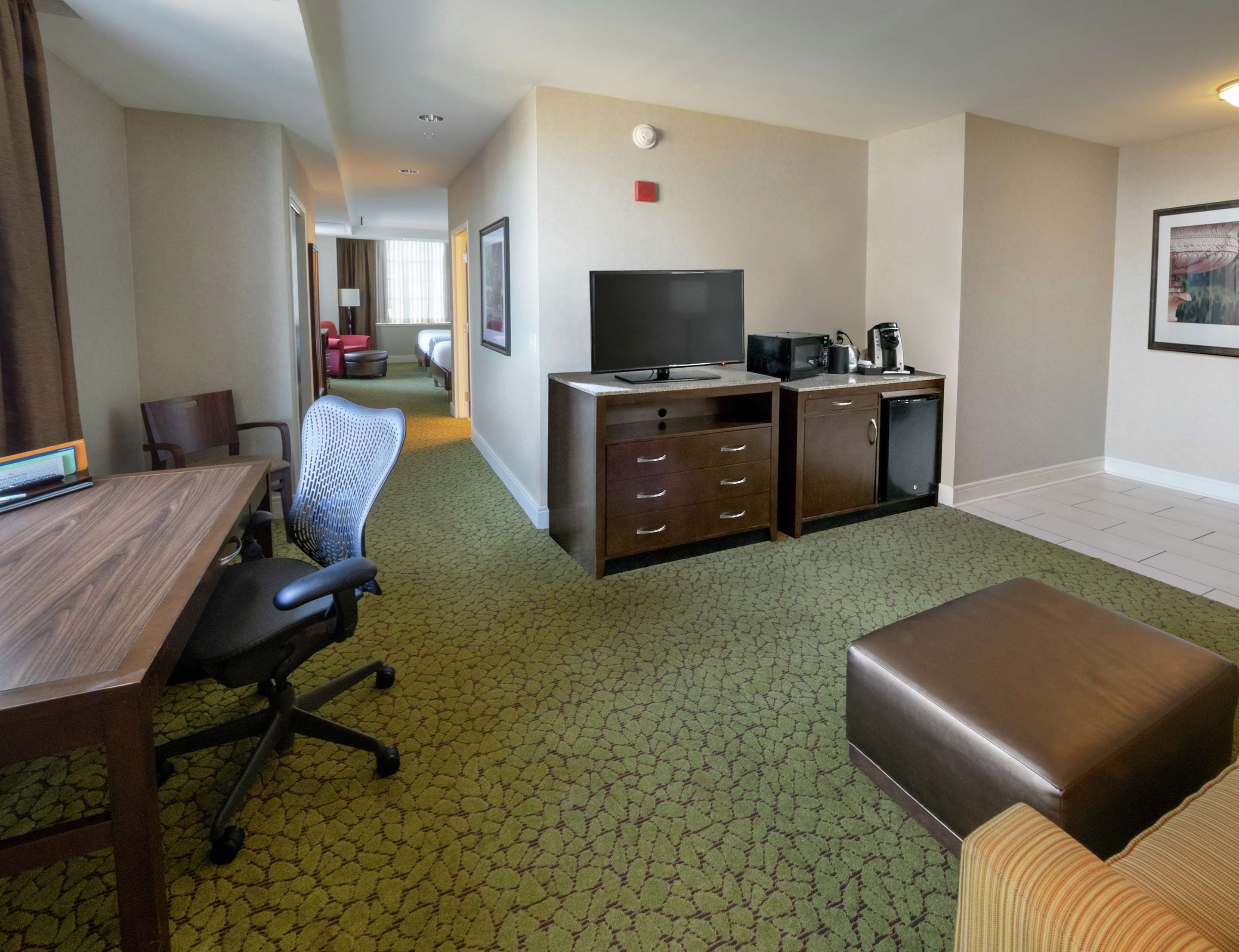 Guest room