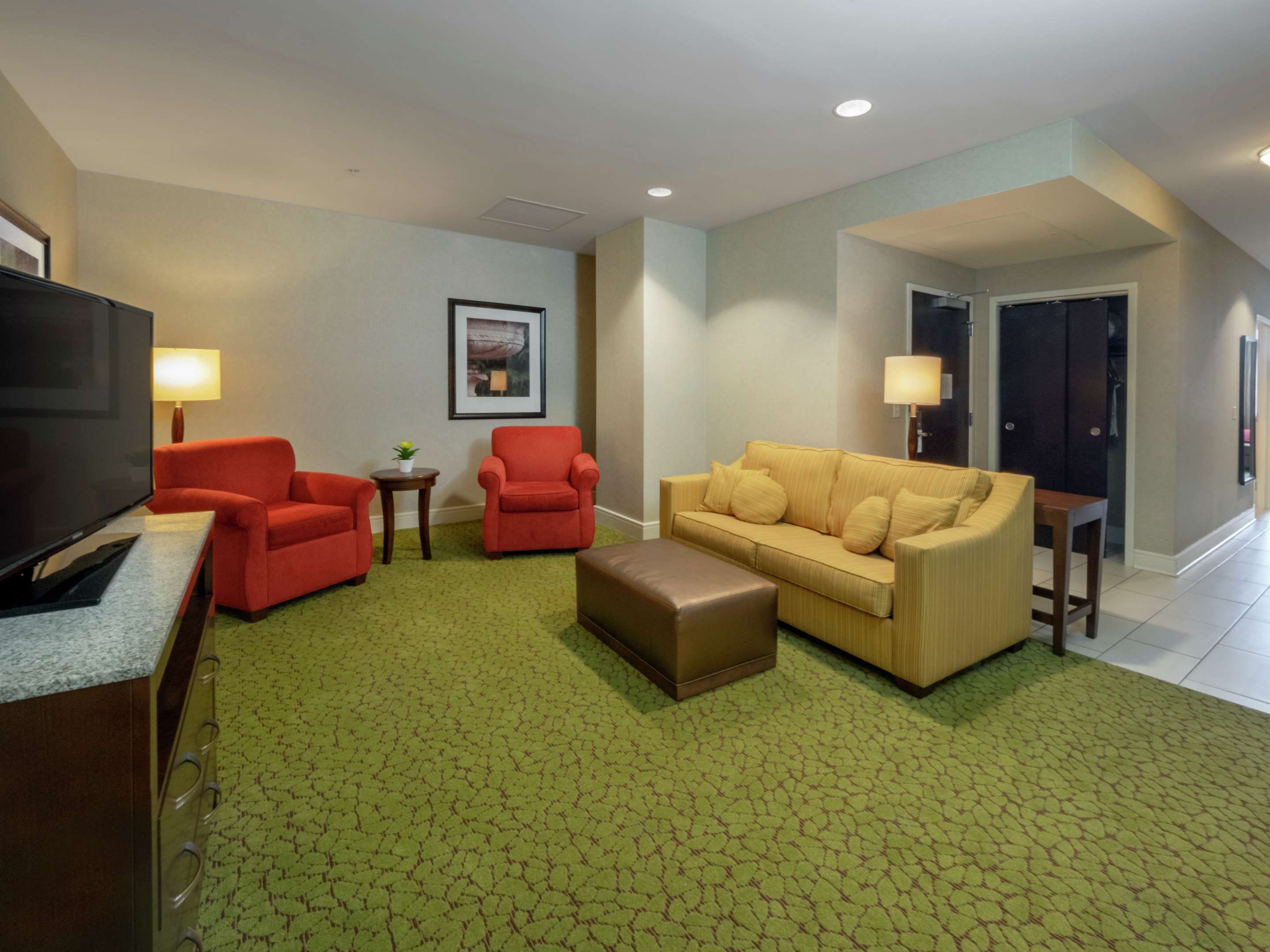 Guest room