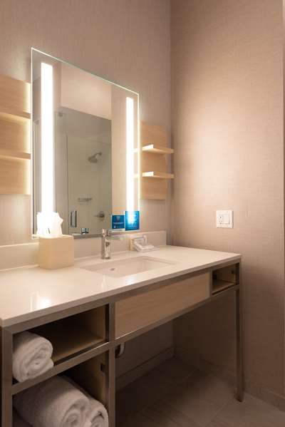  - Hilton Garden Inn Calabasas