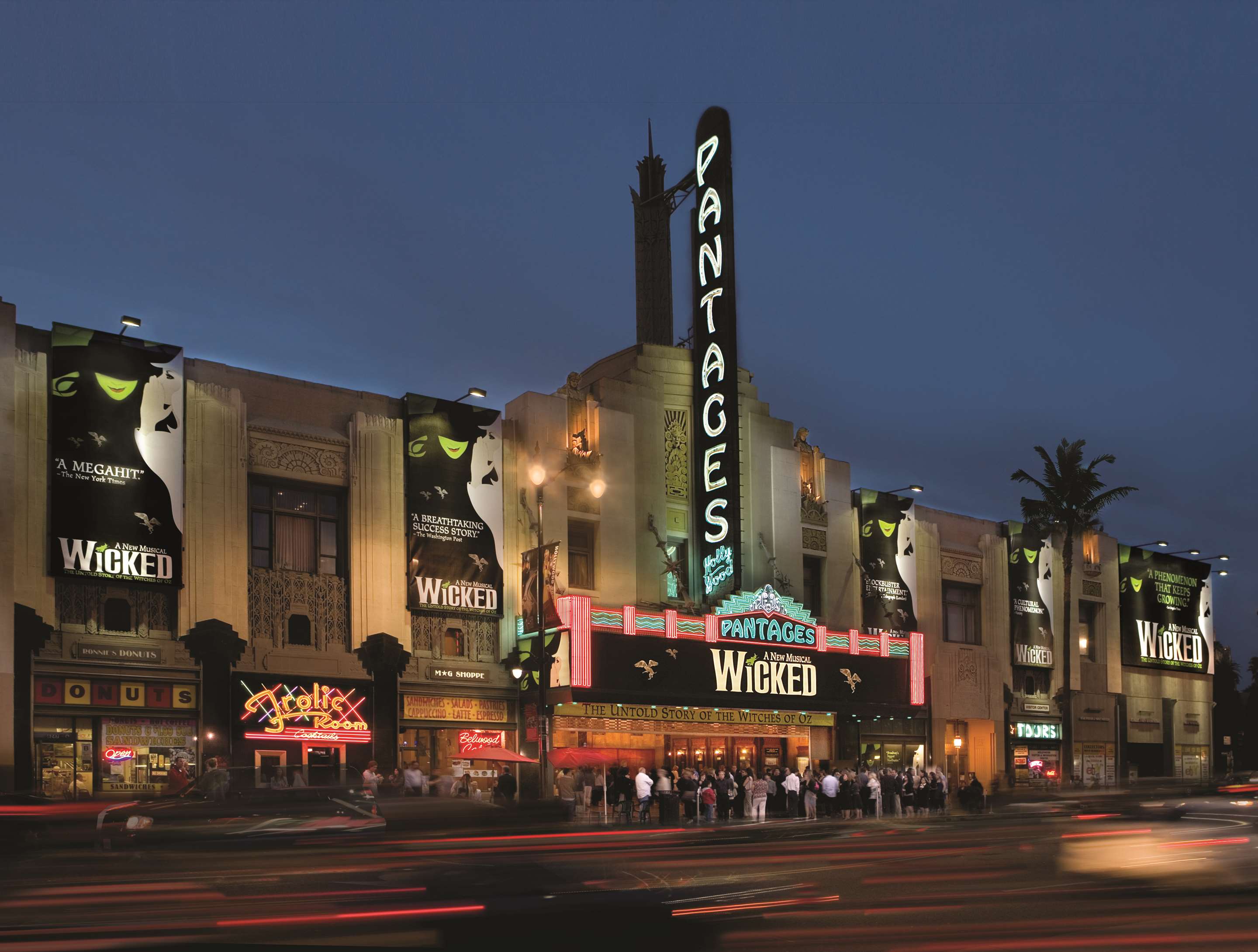 Exterior | Hilton Los Angeles/Universal City