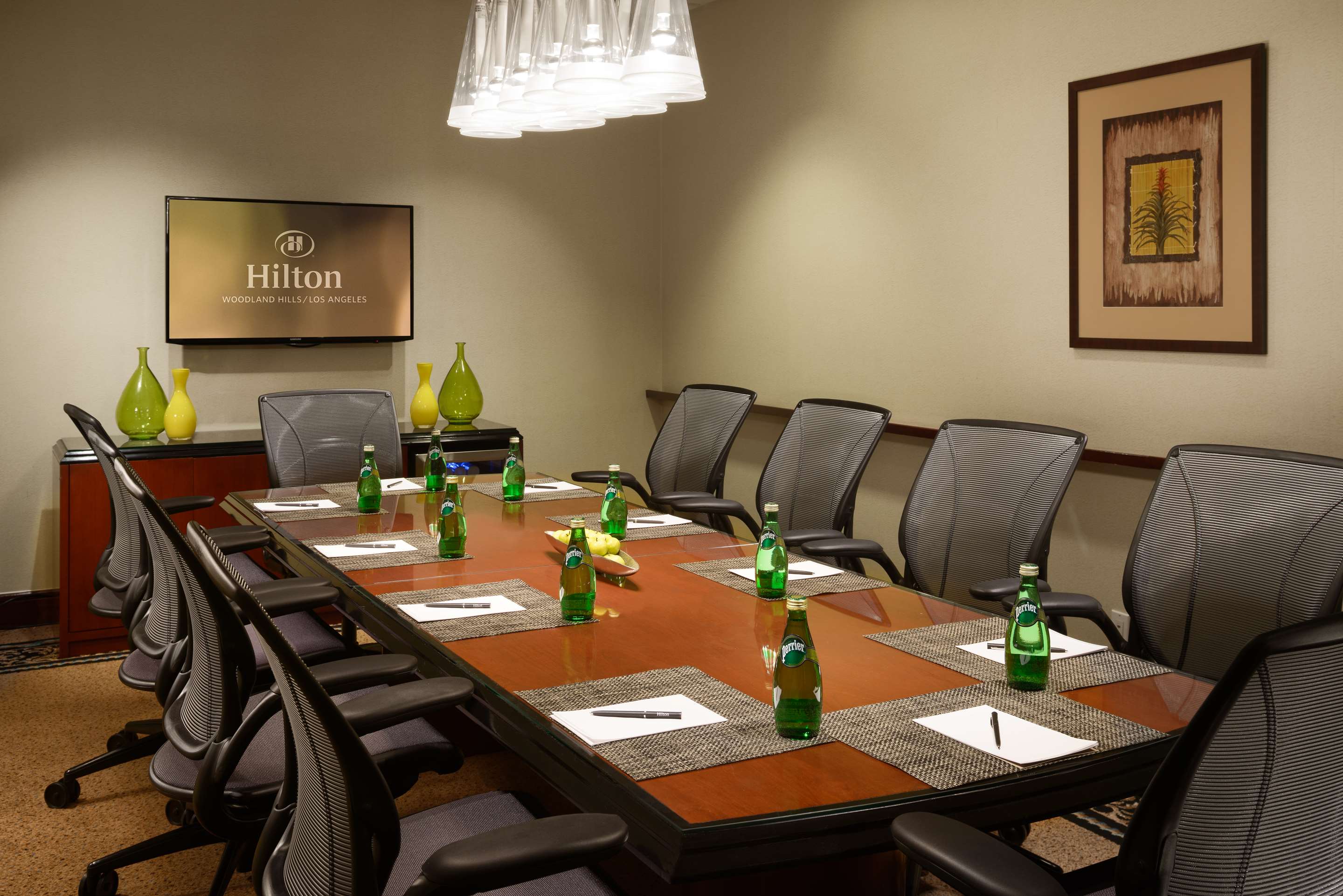 Spa | Hilton Woodland Hills / Los Angeles