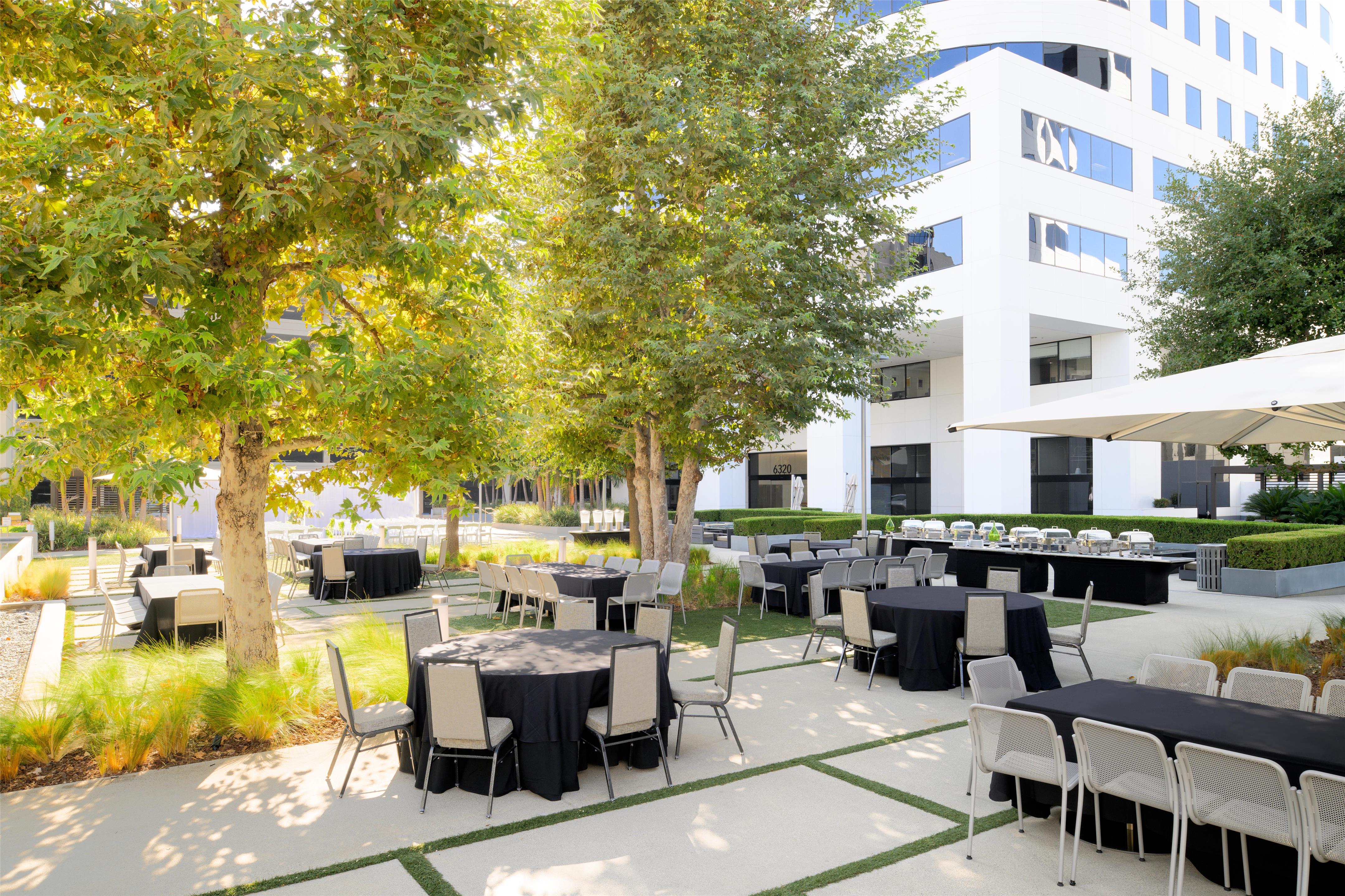Meeting Room | Hilton Woodland Hills / Los Angeles