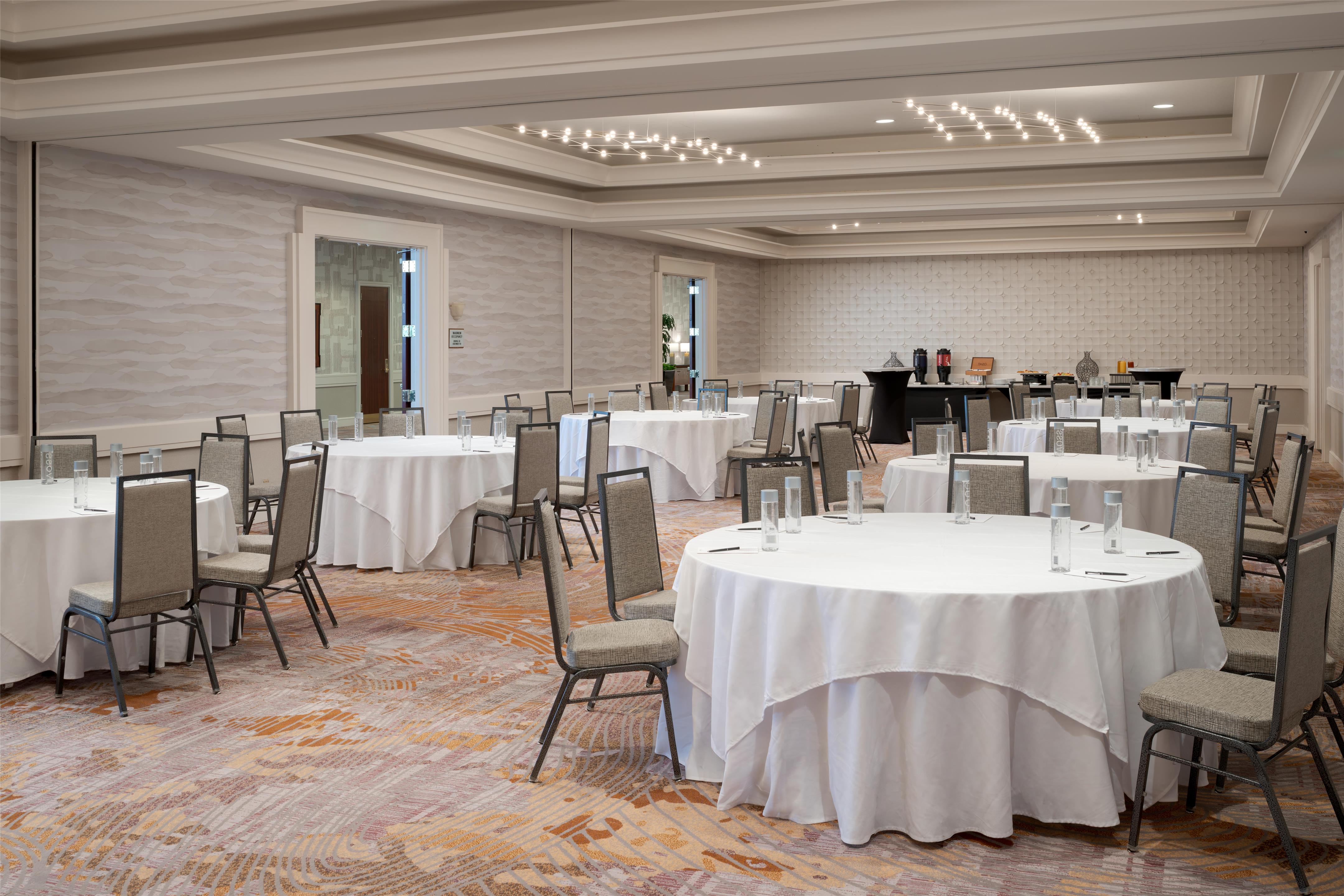 Meeting Room | Hilton Woodland Hills / Los Angeles