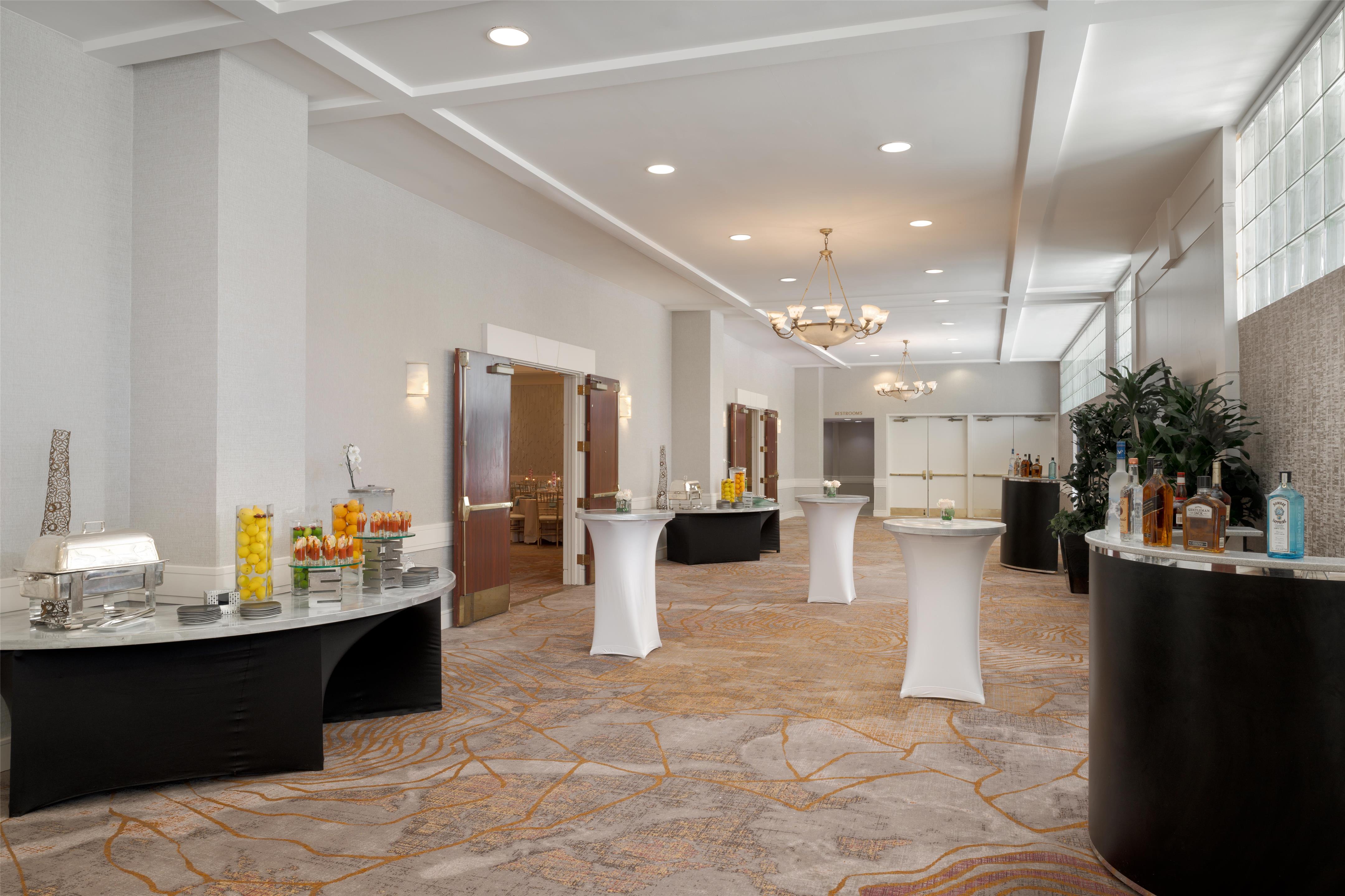 Meeting Room | Hilton Woodland Hills / Los Angeles