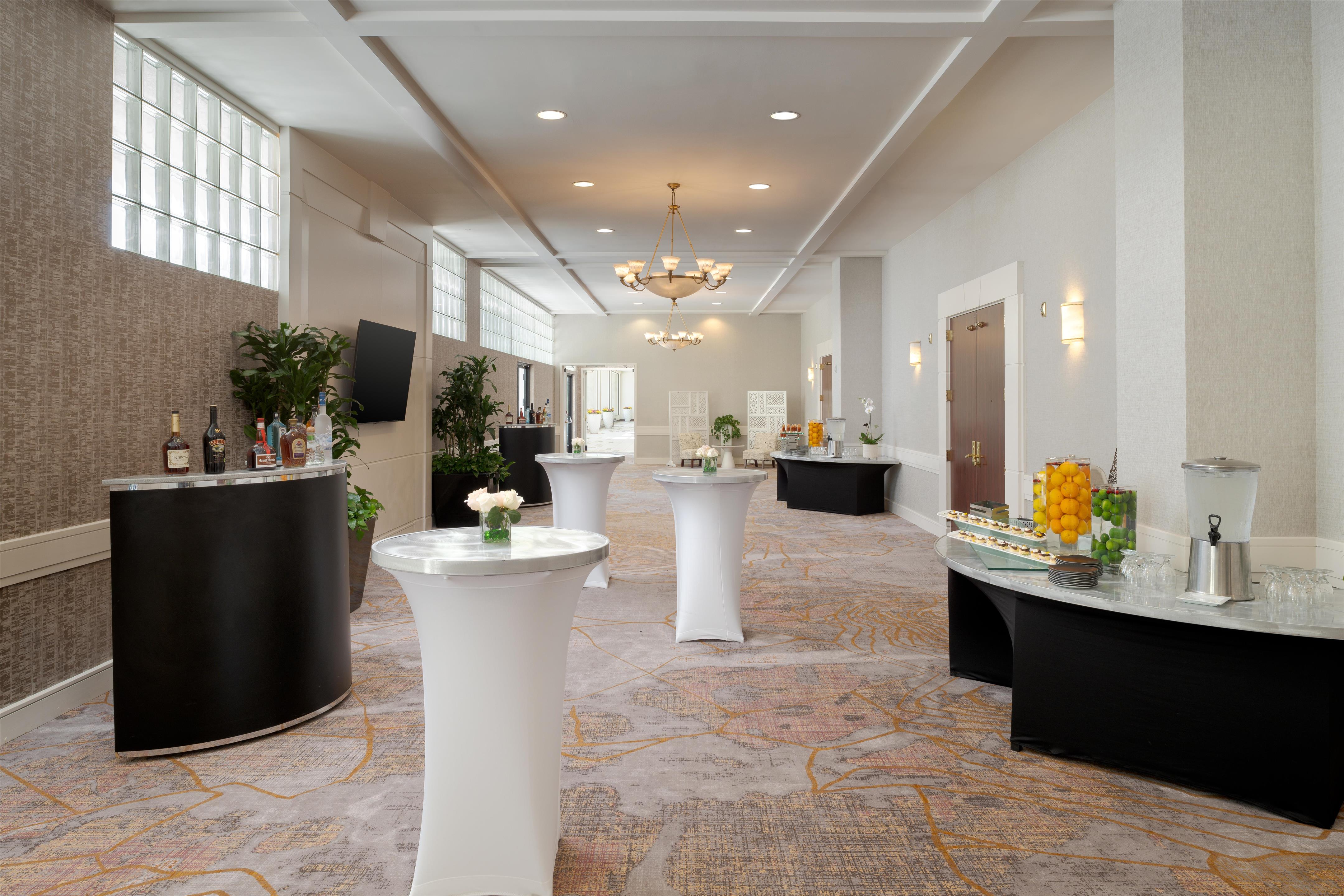 Meeting Room | Hilton Woodland Hills / Los Angeles