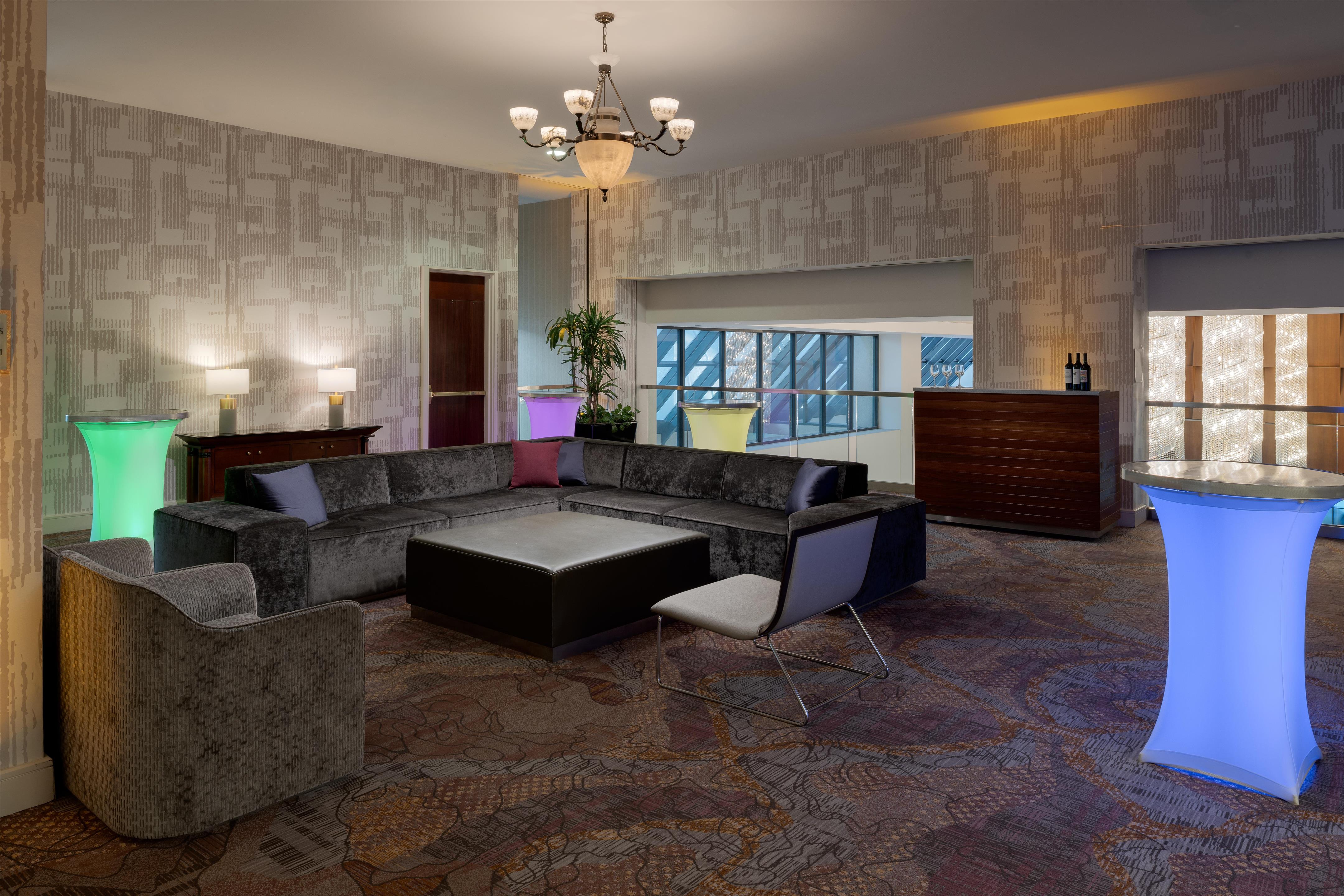 Meeting Room | Hilton Woodland Hills / Los Angeles