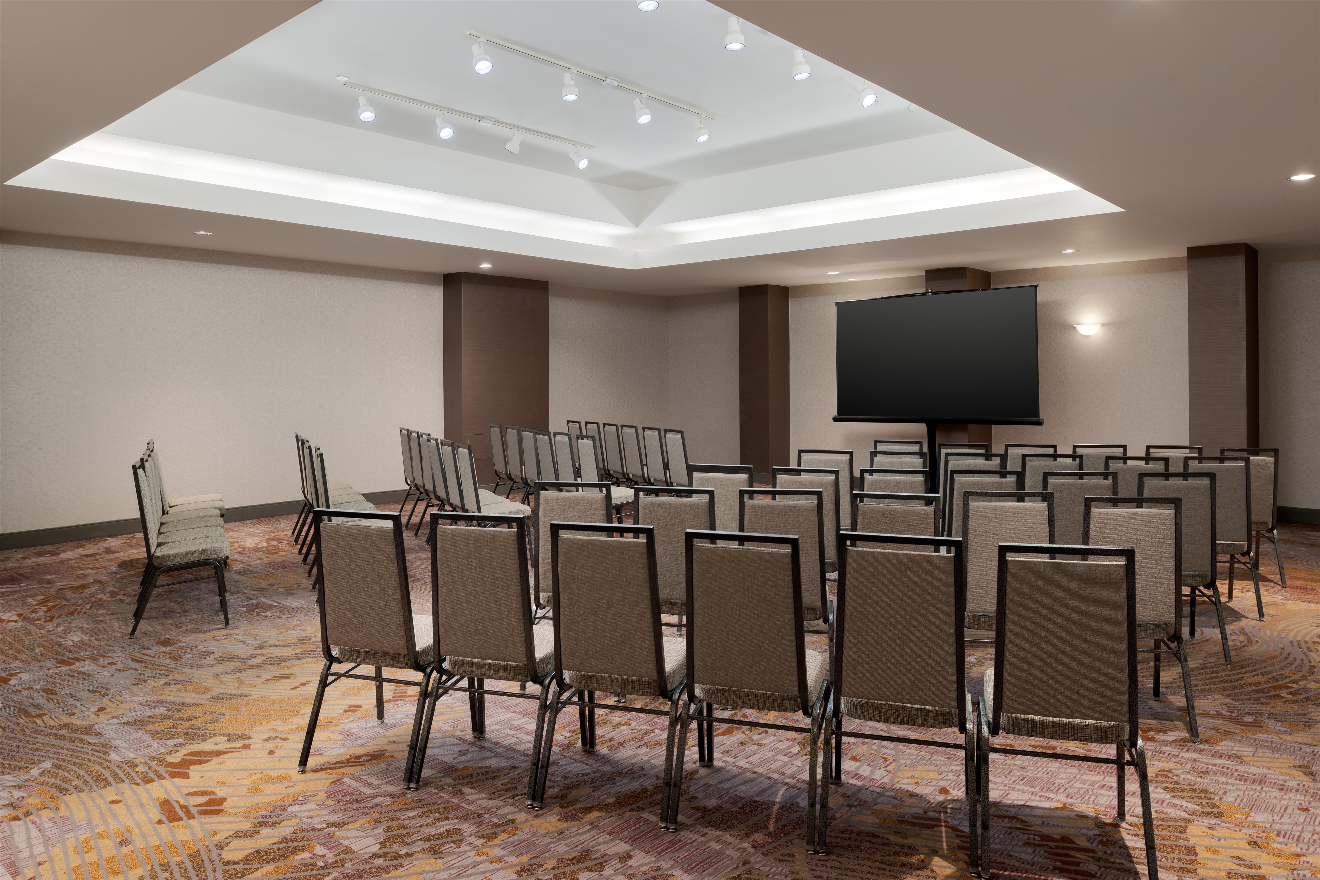 Meeting Room | Hilton Woodland Hills / Los Angeles