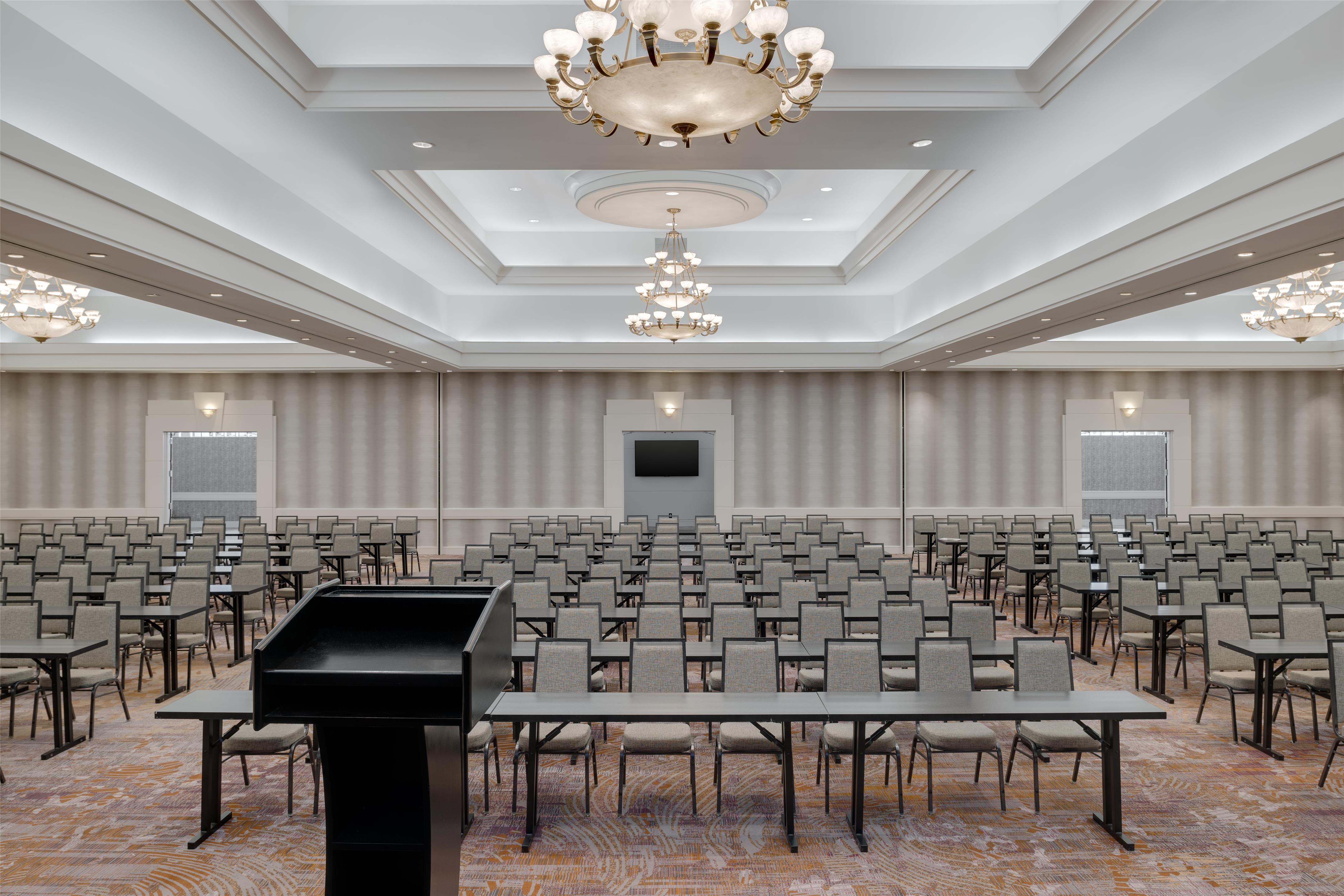 Meeting Room | Hilton Woodland Hills / Los Angeles