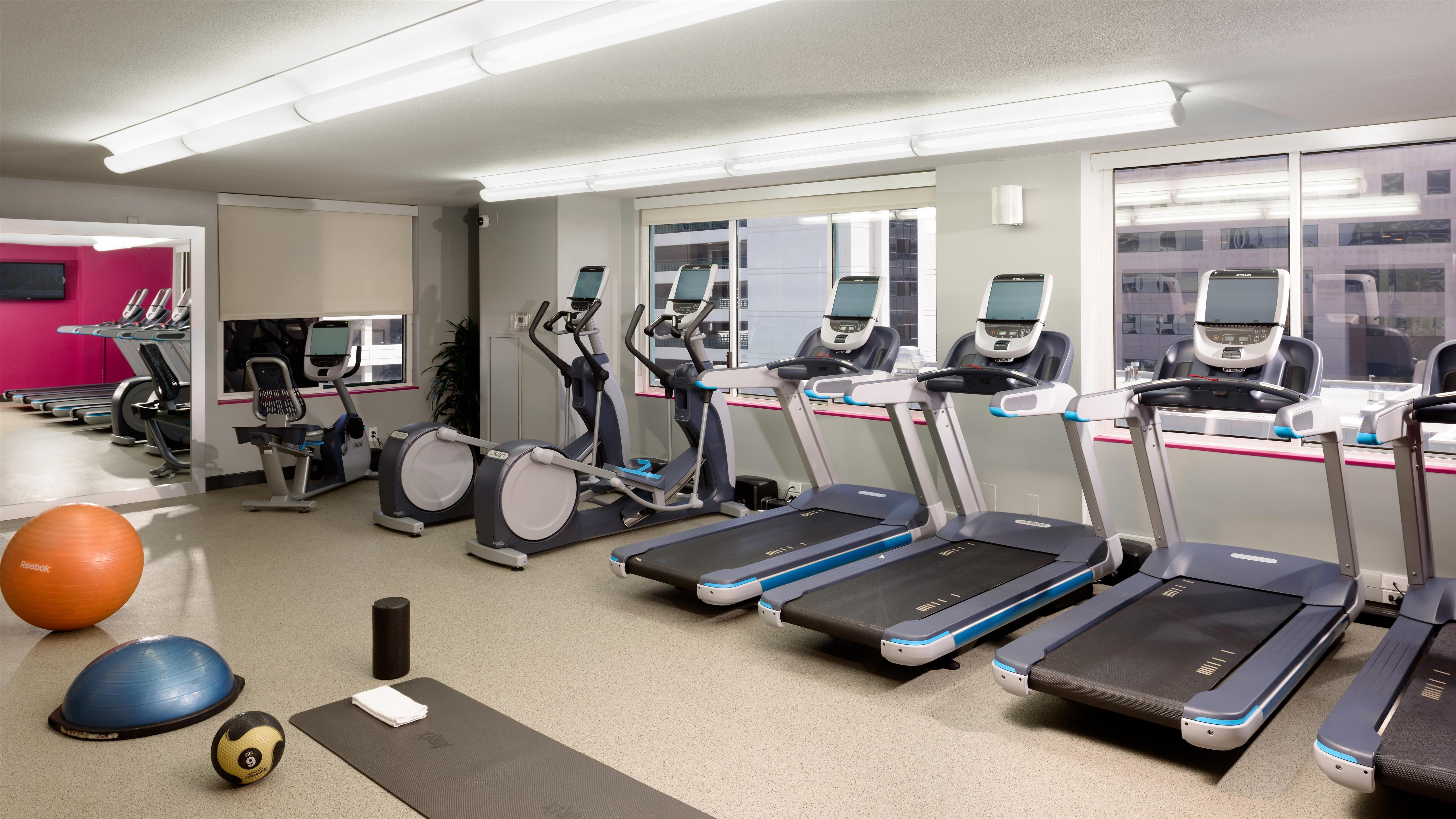 Health club fitness center gym | Hilton Woodland Hills / Los Angeles